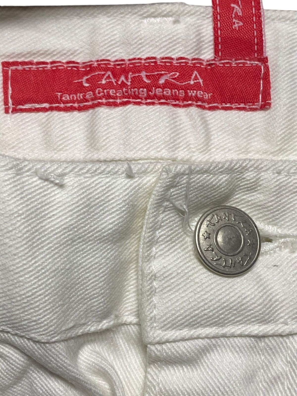 Japanese Brand Vintage Japanese Brand Tantra Embroidery Flare Jeans Size 28" / US 6 / IT 42 - 13 Thumbnail