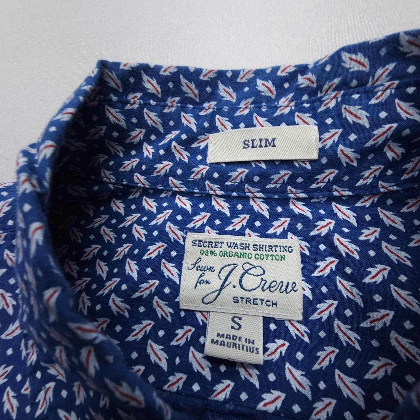 J.Crew J.CREW Slim Fit Long Sleeve Button Down Shirt Mens Small Blue Geometric Print Organic Cotton Size US S / EU 44-46 / 1 - 3 Thumbnail