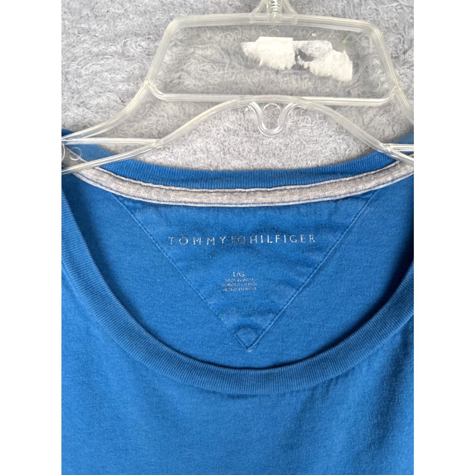 Tommy Hilfiger Tommy Hilfiger Shirt Adult Large Blue Crew Neck Short Sleeve 100% Cotton READ Size US L / EU 52-54 / 3 - 7 Thumbnail