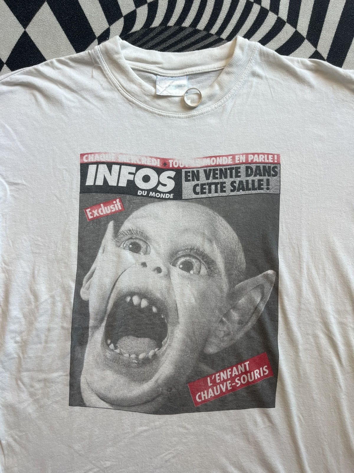 Vintage Vintage BAT BOY 90’s T-shirt Size US L / EU 52-54 / 3 - 5 Thumbnail