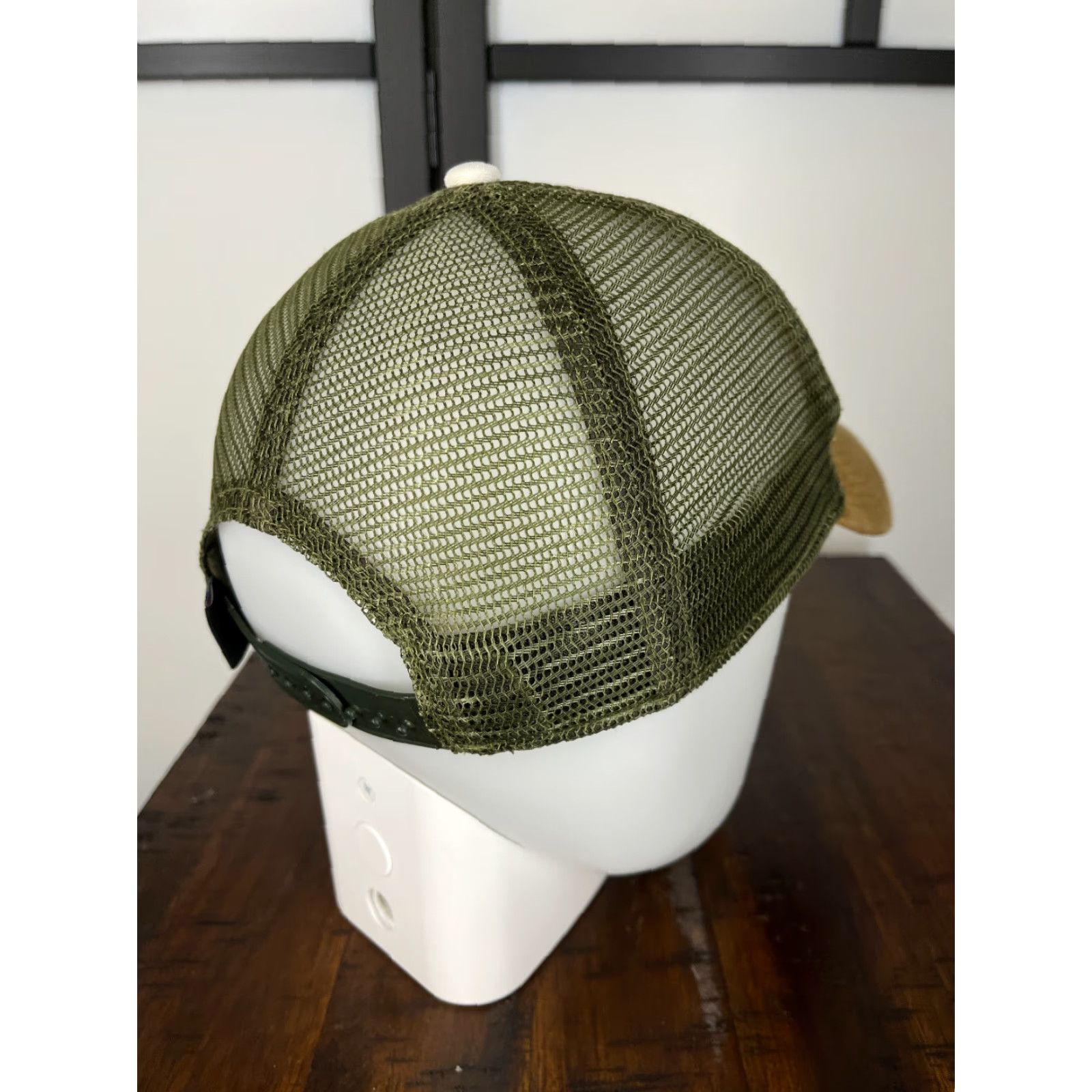 Patagonia Patagonia Trucker Hat Snap Back Adult One Size Beige Ventura CA Size ONE SIZE - 7 Thumbnail