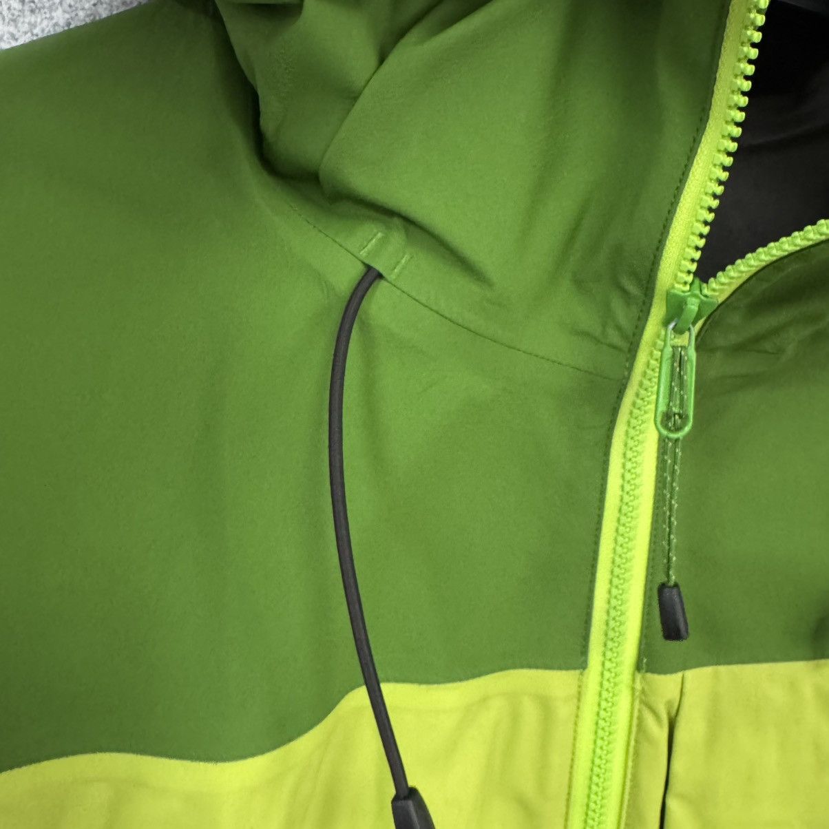 Arc'teryx Vintage Arcteryx Gore-Tex Jacket Core Fabric Tehnology Size US S / EU 44-46 / 1 - 8 Thumbnail