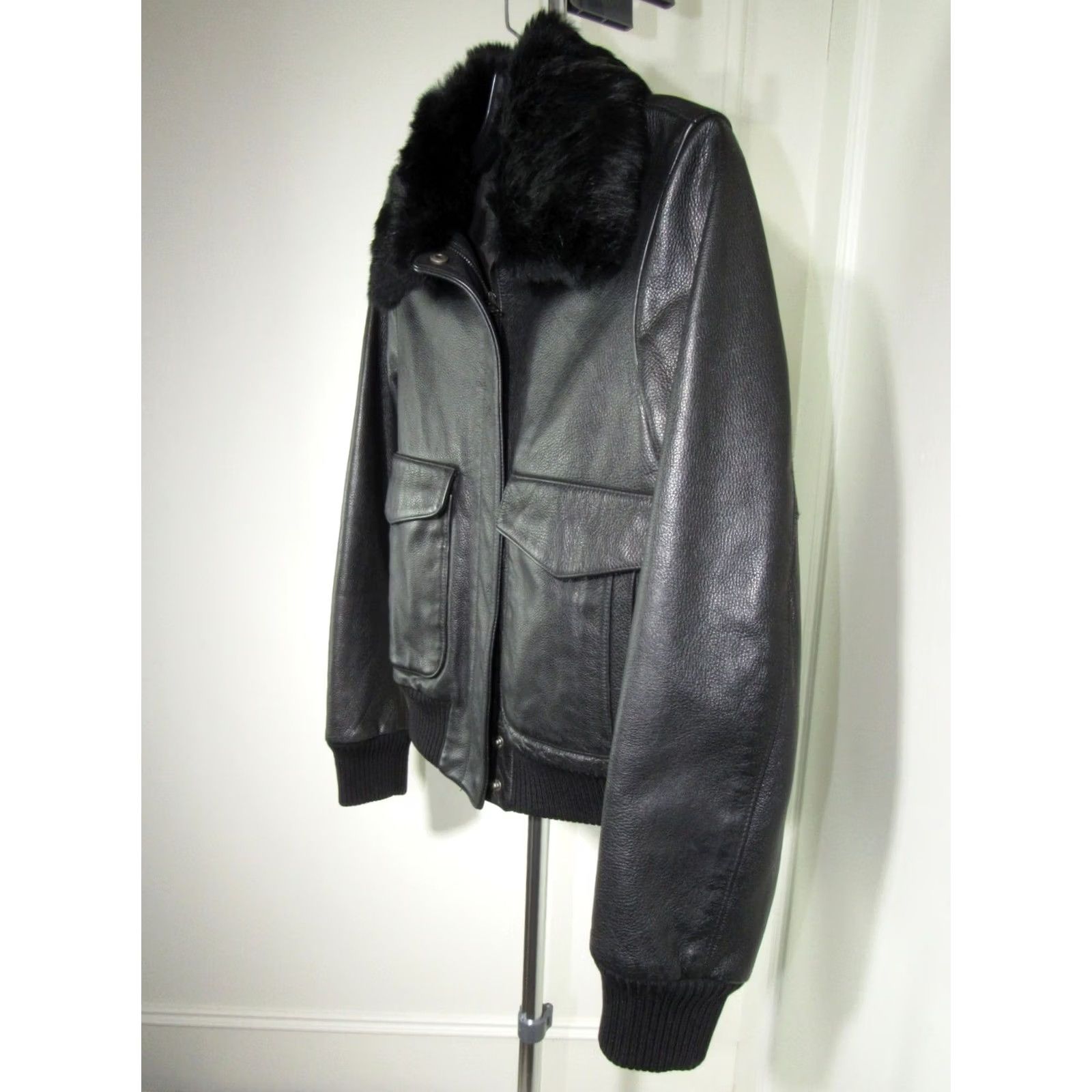 Theory THEORY Leather Bomber Jacket Black Pebbled with Rabbit Fur Collar Size Ppp? (PP) Womens Short Sleeve Zip Size ONE SIZE - 7 Thumbnail
