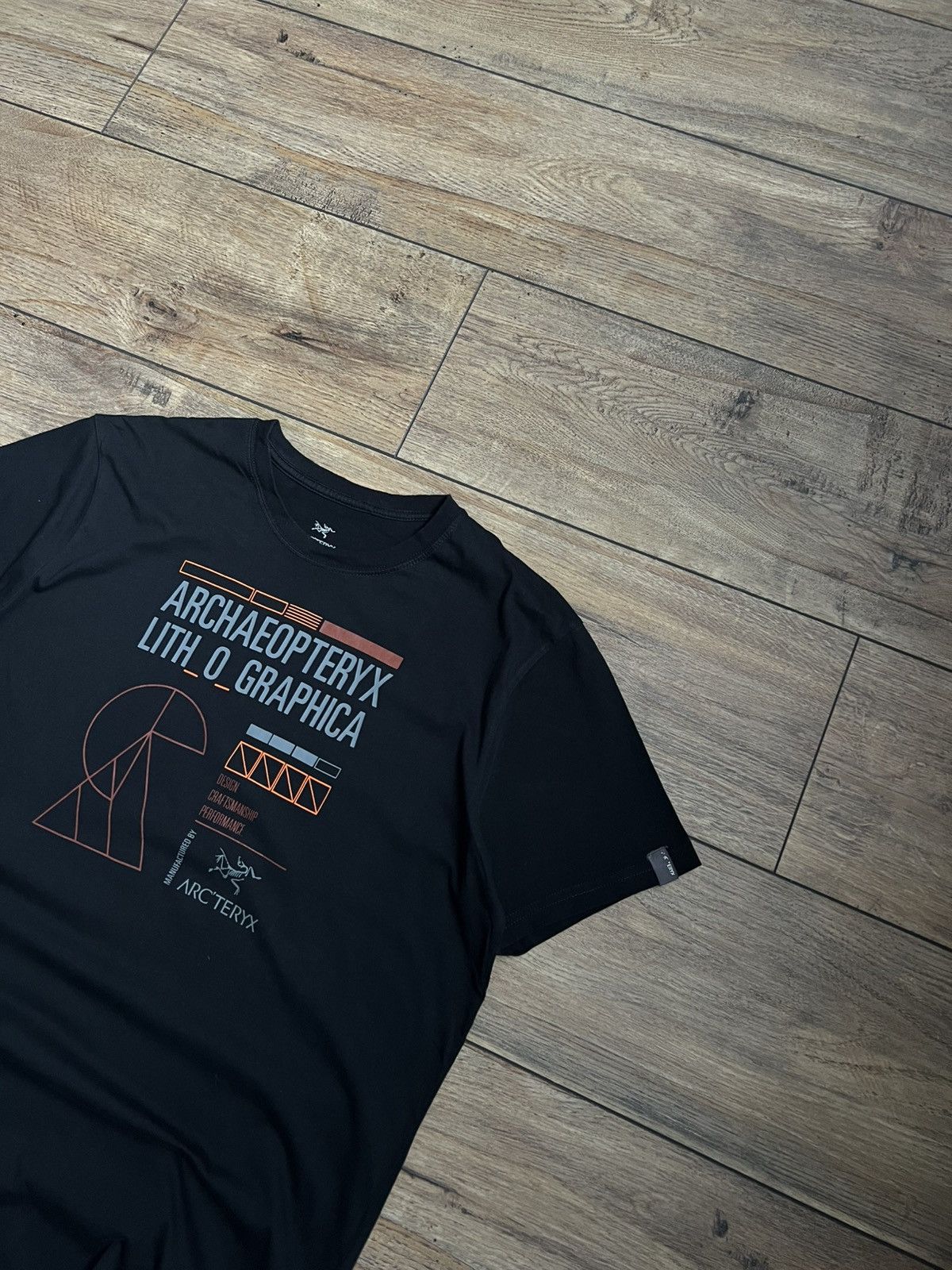 Arc'teryx Arc'teryx Archaeopteryx Lith O Graphica t shirt Size US L / EU 52-54 / 3 - 2 Thumbnail