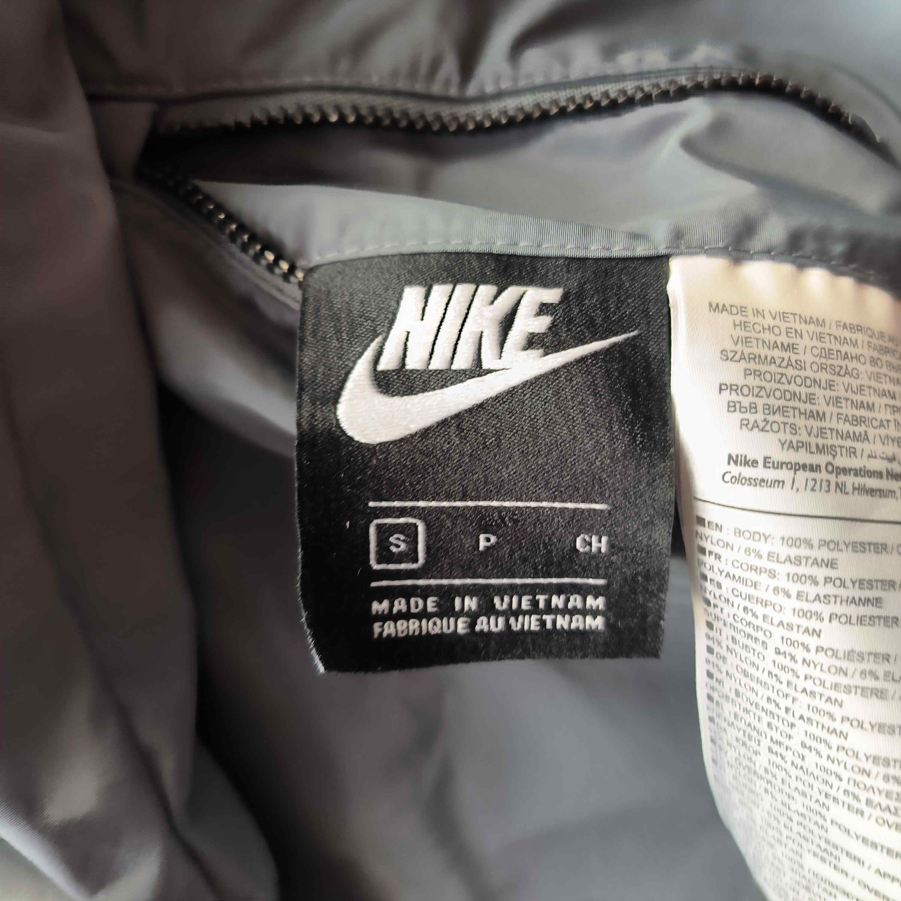 Nike Tottenham Hotspur 2019-20 Nike reversible jacket size S Size US S / EU 44-46 / 1 - 6 Thumbnail