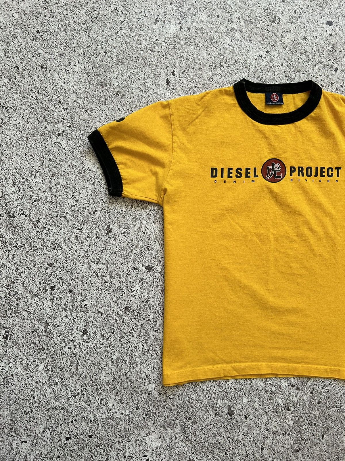 Diesel × Japanese Brand Vintage 90s Diesel Denim Division t-shirt retro rare Y2K Size US L / EU 52-54 / 3 - 4 Thumbnail
