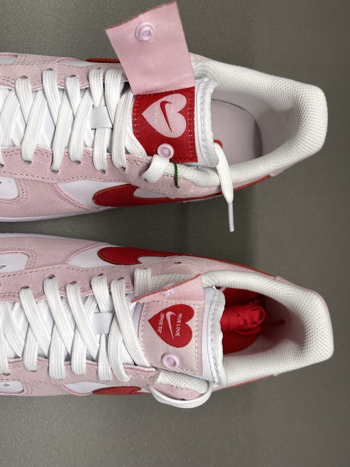 Nike Nike Air Force 1 Low ‘07 QS Valentine’s Day Love Letter Size US 8.5 / EU 41-42 - 11 Thumbnail