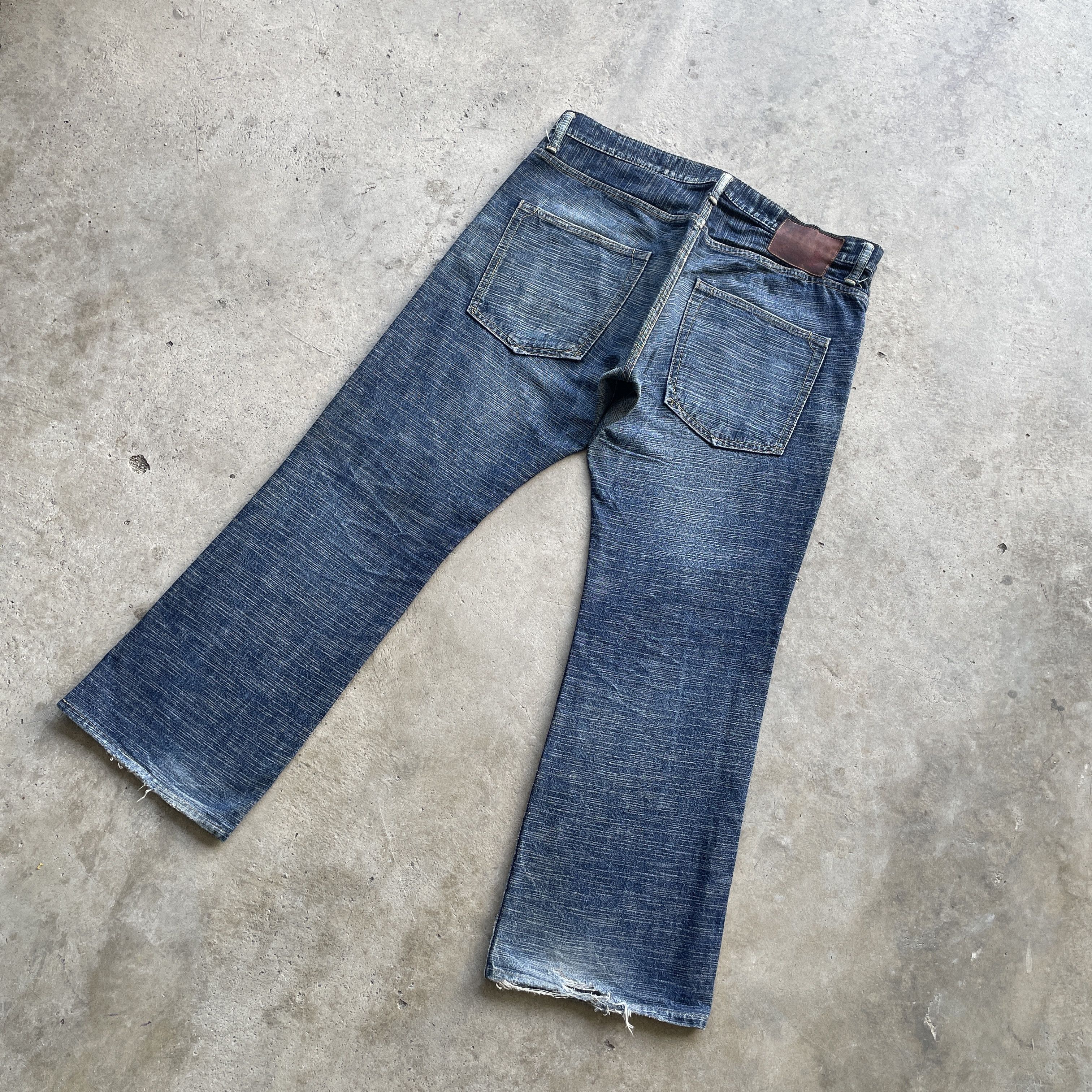Japanese Brand W35x28.5 Vintage Japanese Denim Faded Button Fly Jeans Pants Size US 35 - 2 Thumbnail
