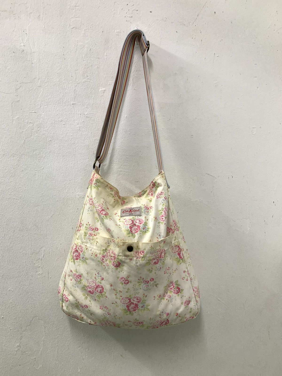 image of Cath Kidston Sling Bag in Floral, Women's