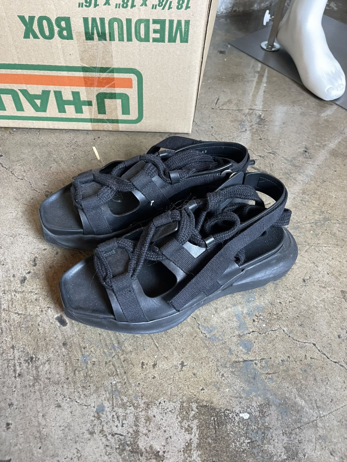 Geth Sandal