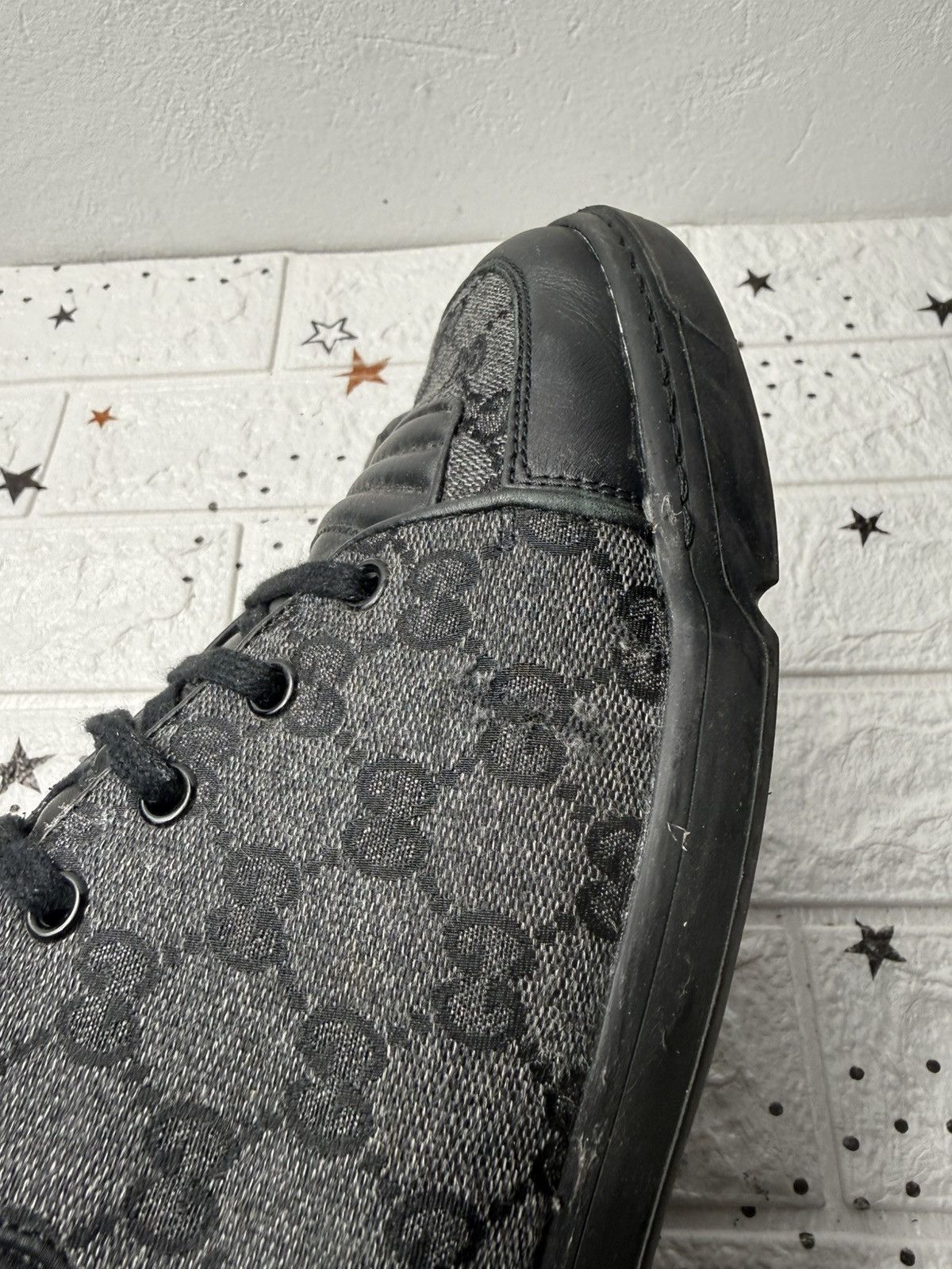 Gucci Gucci Gucci Low Cut Sneakers GG Pattern US7.5 UK7 EUR41.5 Size US 7.5 / EU 40-41 - 2 Thumbnail