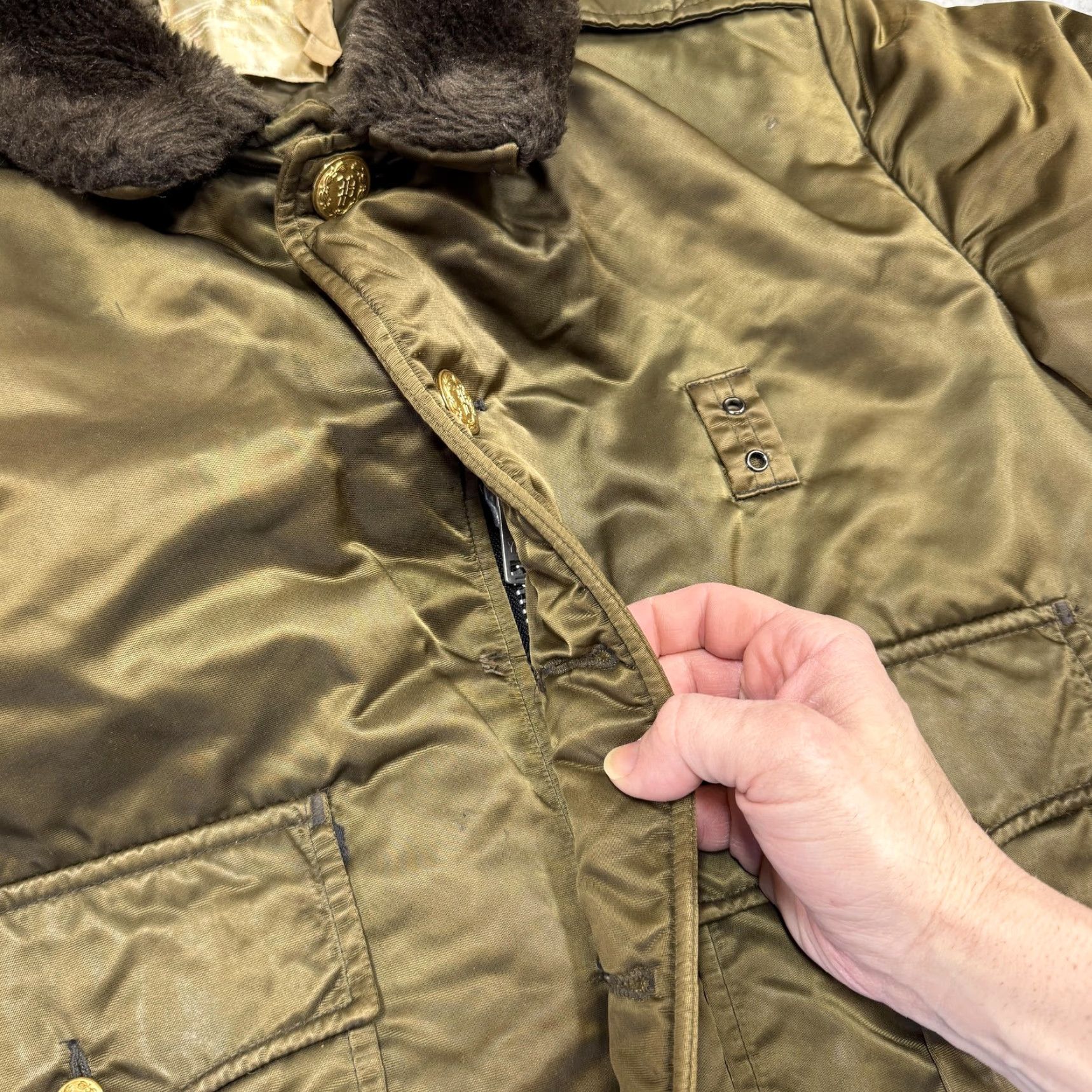 Vintage VINTAGE Fechheimer Bros. Co. Jacket Mens 44 Nylon Bomber Green Fur Collar Insulated Full Zip Size US S / EU 44-46 / 1 - 2 Thumbnail