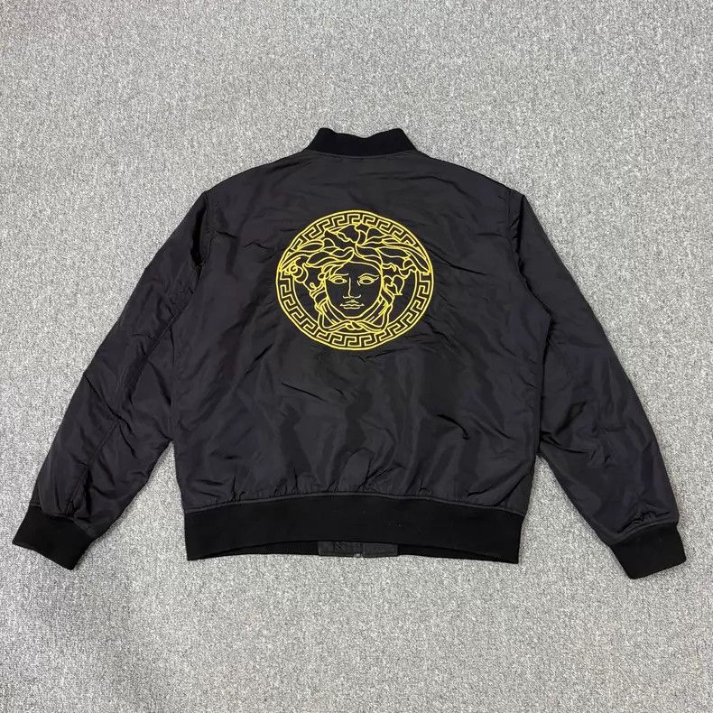 Versace Versace Black Medusa embroidered figure in a thin cotton Size US L / EU 52-54 / 3 - 2 Thumbnail