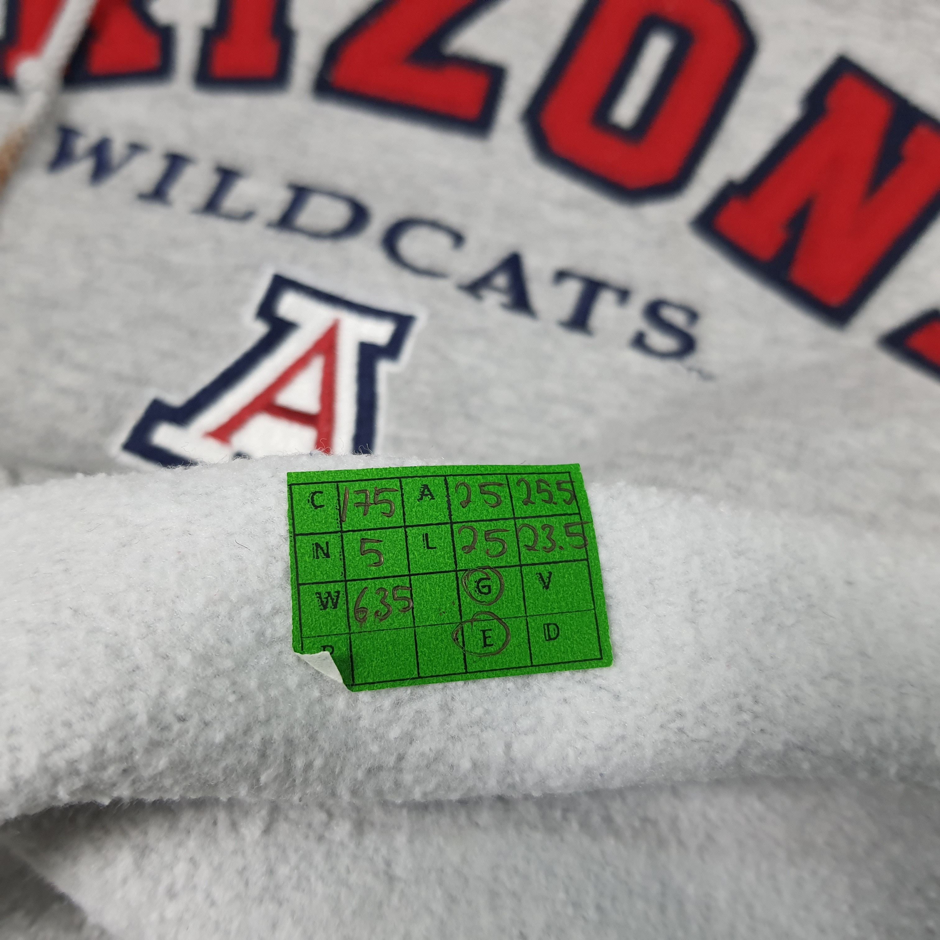 Champion × Vintage Vintage Champion Arizona Woldcats Basketball Sports Hoodie Size US XL / EU 56 / 4 - 9 Thumbnail