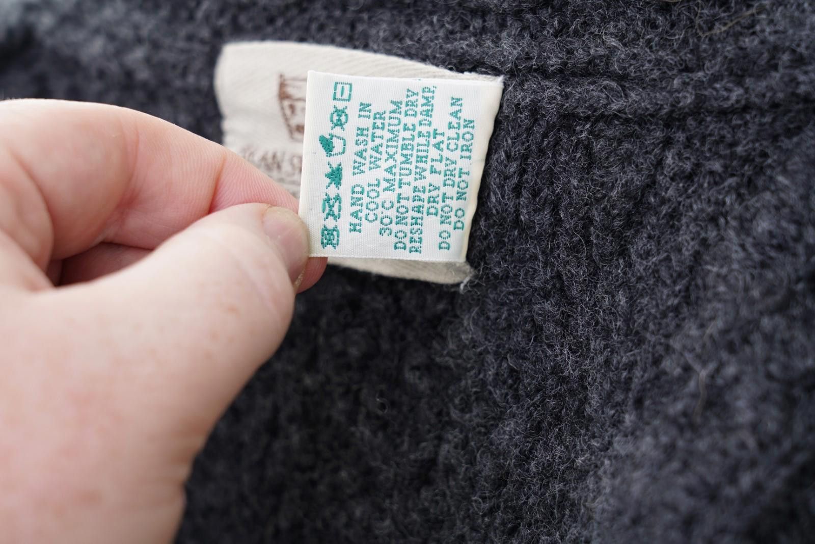Aran Crafts Aran 100% Merino Wool Sweater Women's Sz M Size M / US 6-8 / IT 42-44 - 9 Thumbnail
