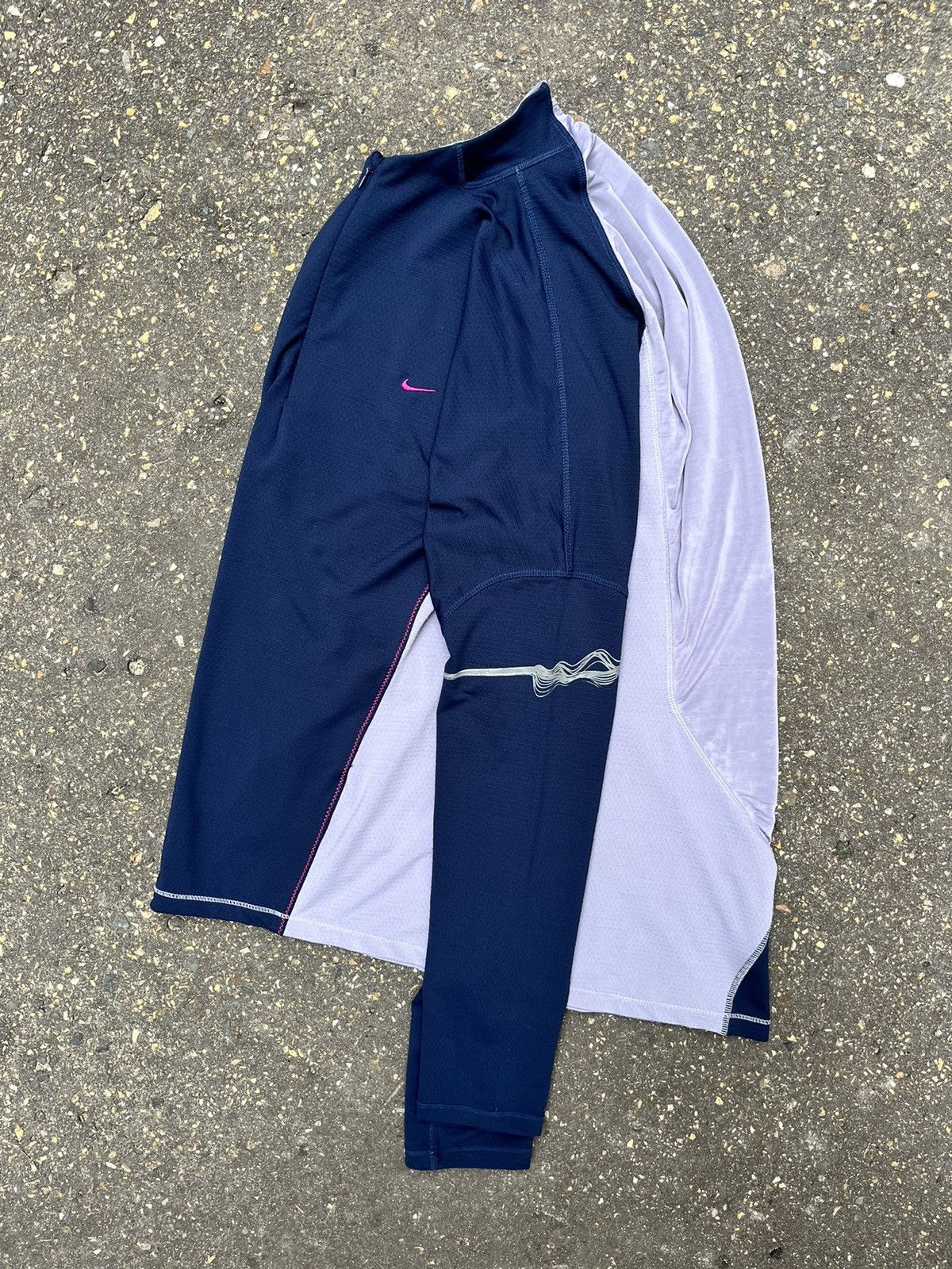 Nike Archive Nike Sphere 2004/5 Pearl Longsleeve Y2K Tech Rave Size US XL / EU 56 / 4 - 8 Thumbnail