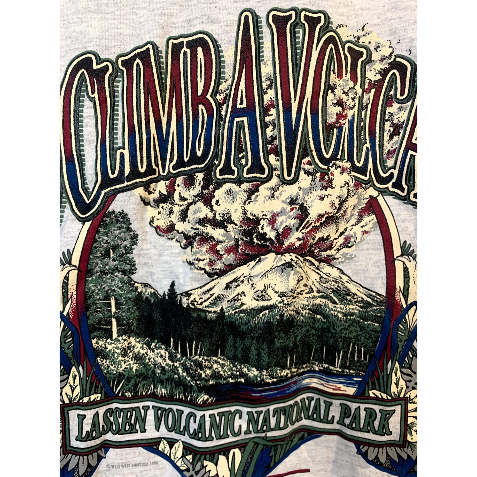 Jerzees Vintage Volcano Shirt Jerzees Go Climb Lassen Volcanic Tee L Size US L / EU 52-54 / 3 - 11 Thumbnail