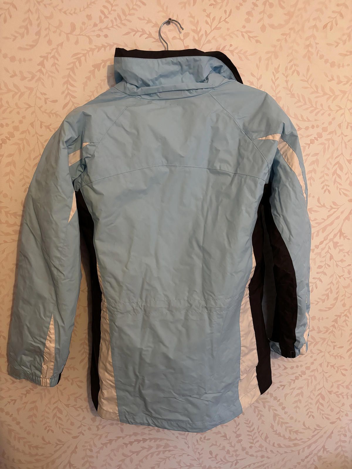 Columbia NWT Columbia Women's Light Blue and Black Waterproof Jacket Size M / US 6-8 / IT 42-44 - 5 Thumbnail