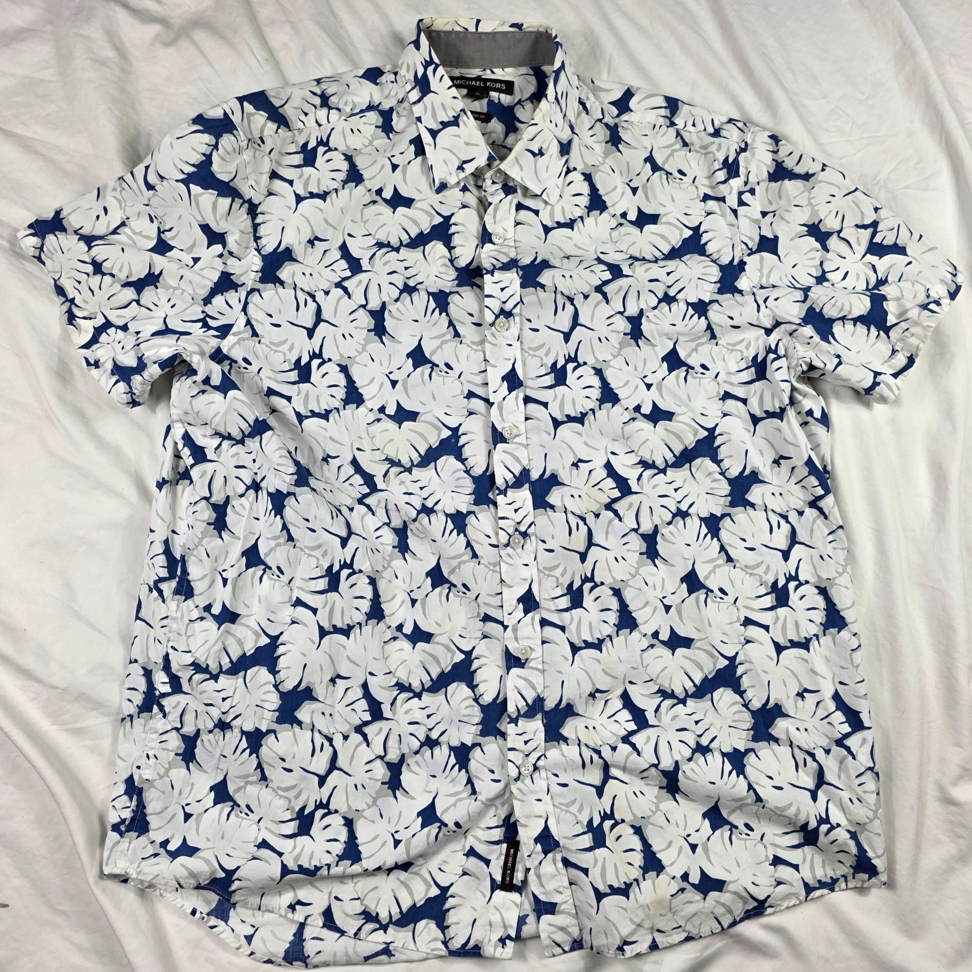 Michael Kors Michael Kors Classic Fit Mens XL White Blue Leaf Print Shirt Size US XL / EU 56 / 4 - 1 Thumbnail