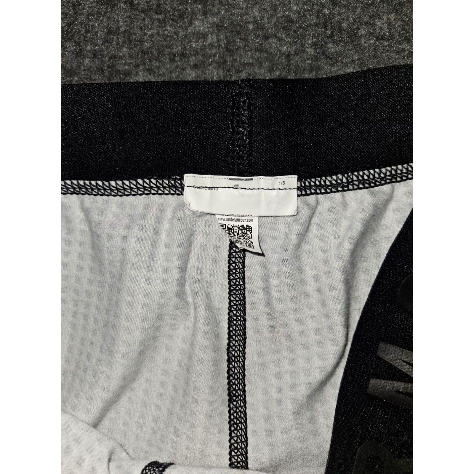 Under Armour Under Armour Leggings Womens Small Black Geometric Ankle Skinny Active Yoga Gym Size 28" / US 6 / IT 42 - 2 Thumbnail