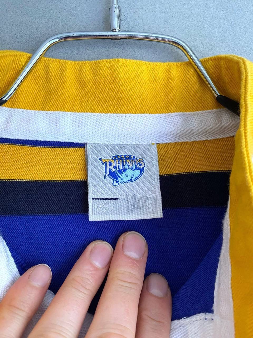 Other Leeds Rhinos England 2009/10 Vintage Rugby Jersey Y2K Size S Size US S / EU 44-46 / 1 - 13 Thumbnail