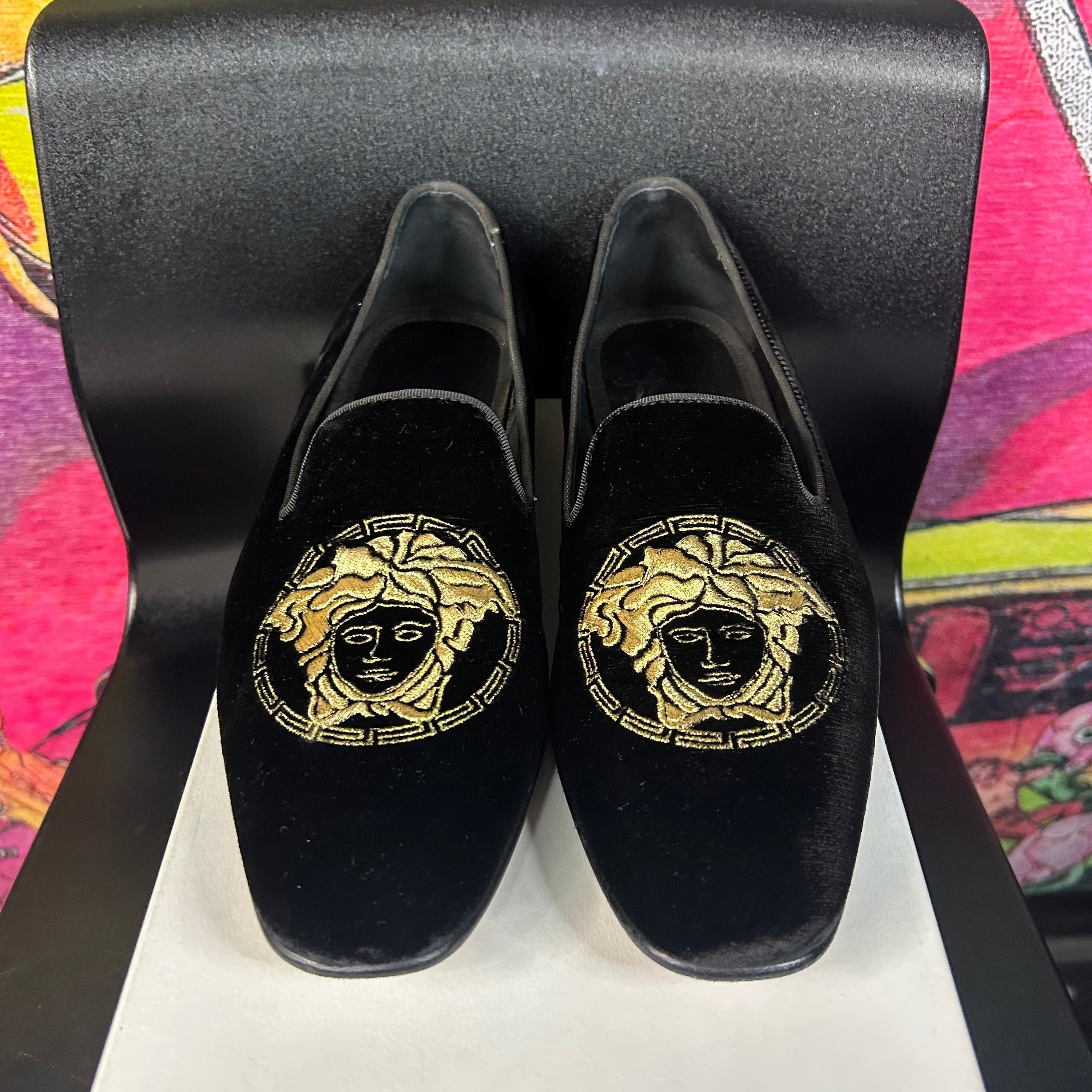 Versace Versace Medusa Velvet Loafers Black Size 40 / 7 Size US 7 / EU 40 - 4 Thumbnail