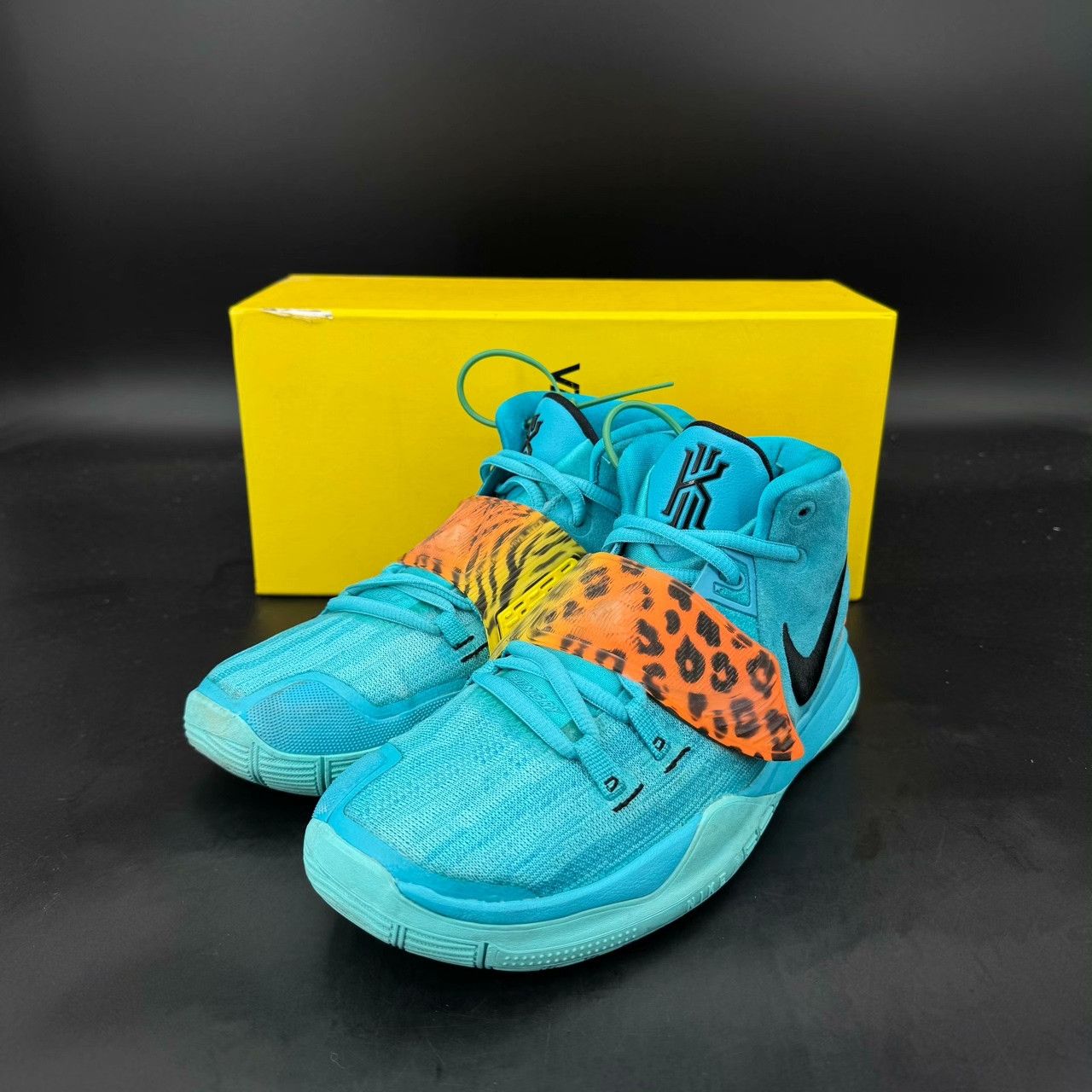 Nike Nike Animal Print Blue Lowtop Sneakers 38 Men Size US 6 / EU 39 - 1 Thumbnail