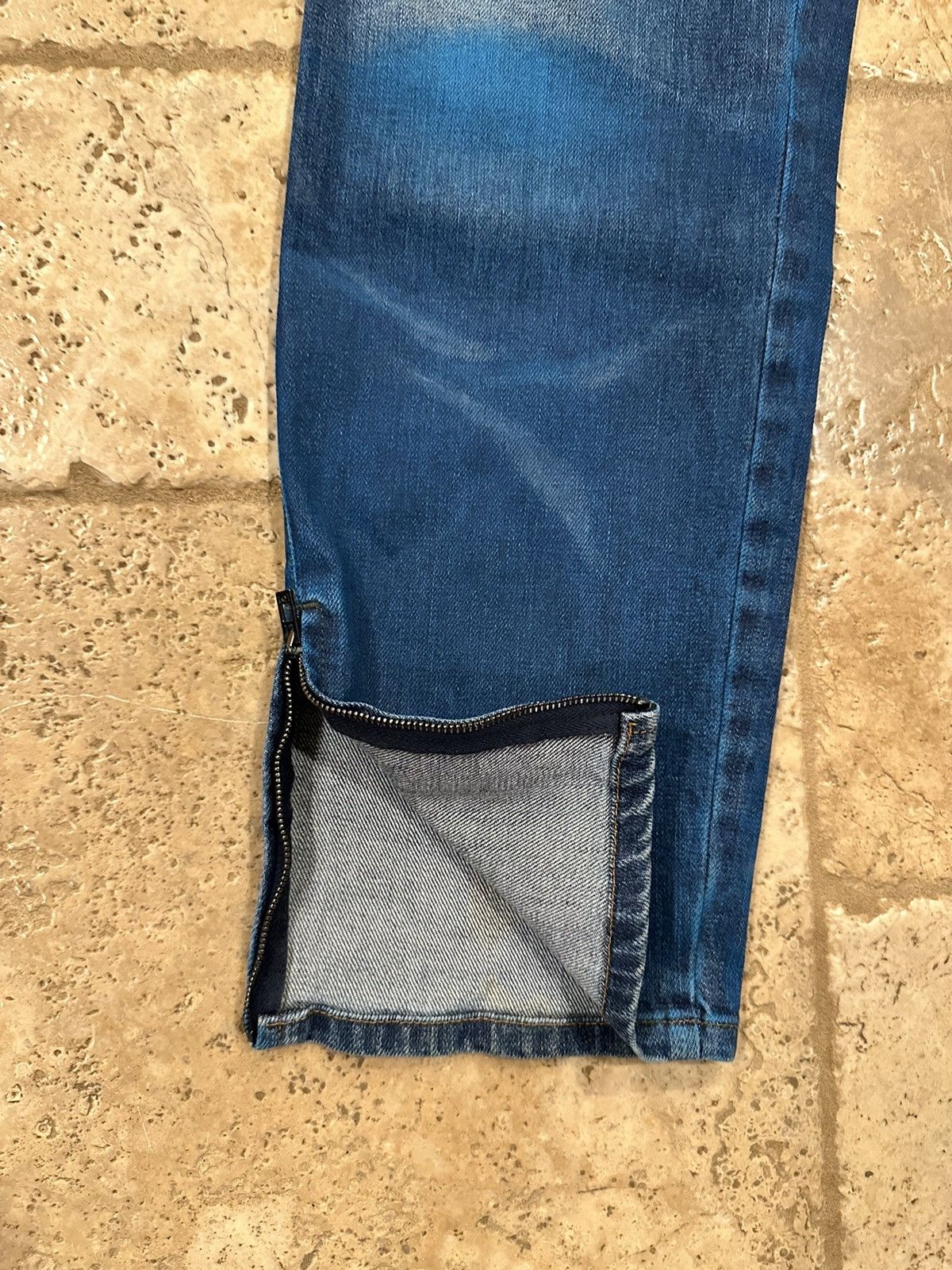 Chanel Chanel Coco Decorative Gradient Blue Painted Denim Jeans Size 34" / US 12 / IT 48 - 6 Thumbnail