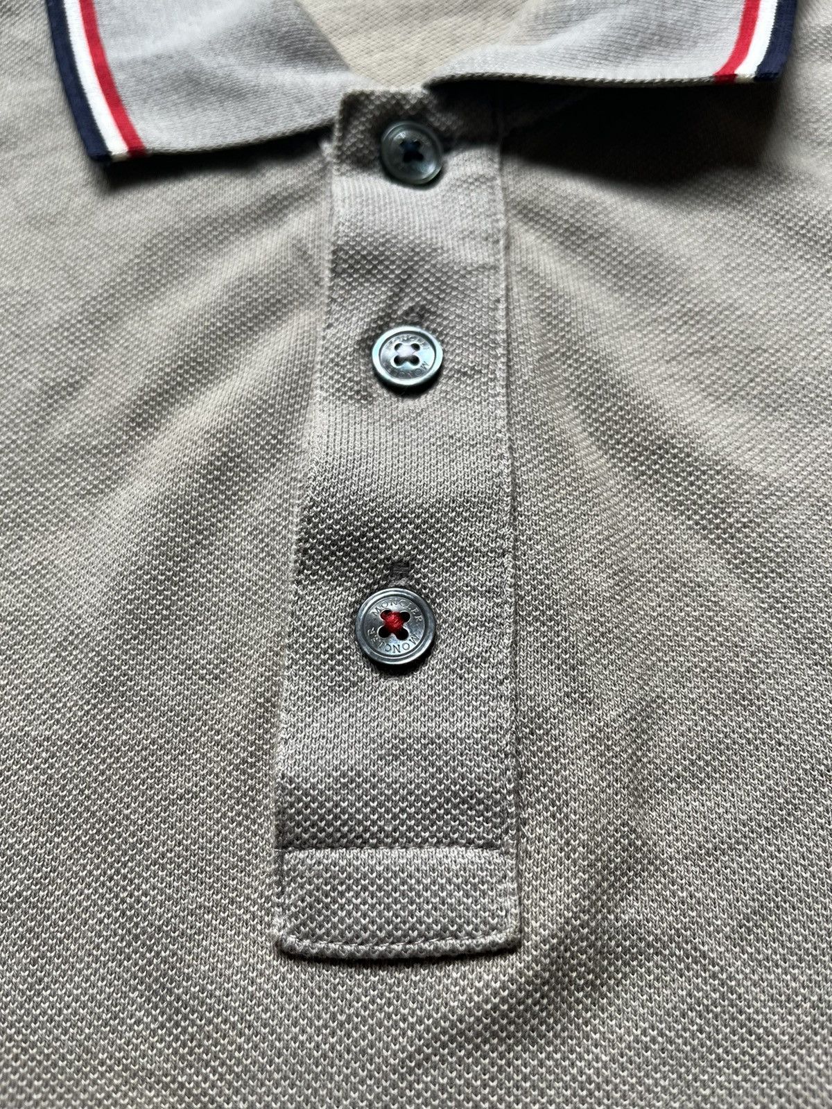 Moncler Moncler logo patch polo tshirt Size US M / EU 48-50 / 2 - 3 Thumbnail