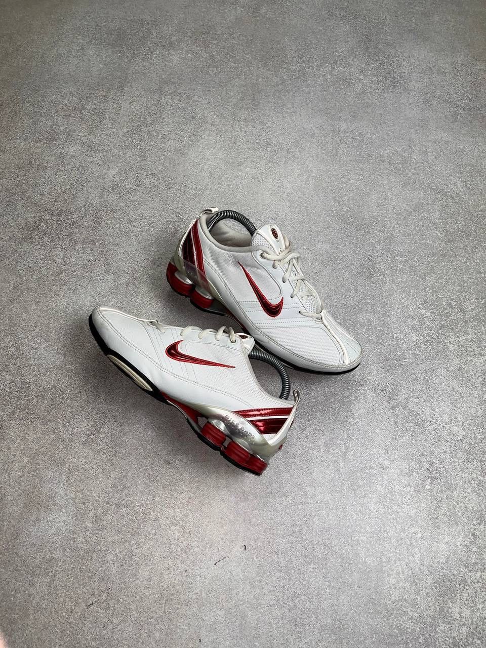 Nike × Vintage Vintage Nike Shox Low Leather Sneakers Y2K US 9 Size US 9 / EU 42 - 6 Thumbnail
