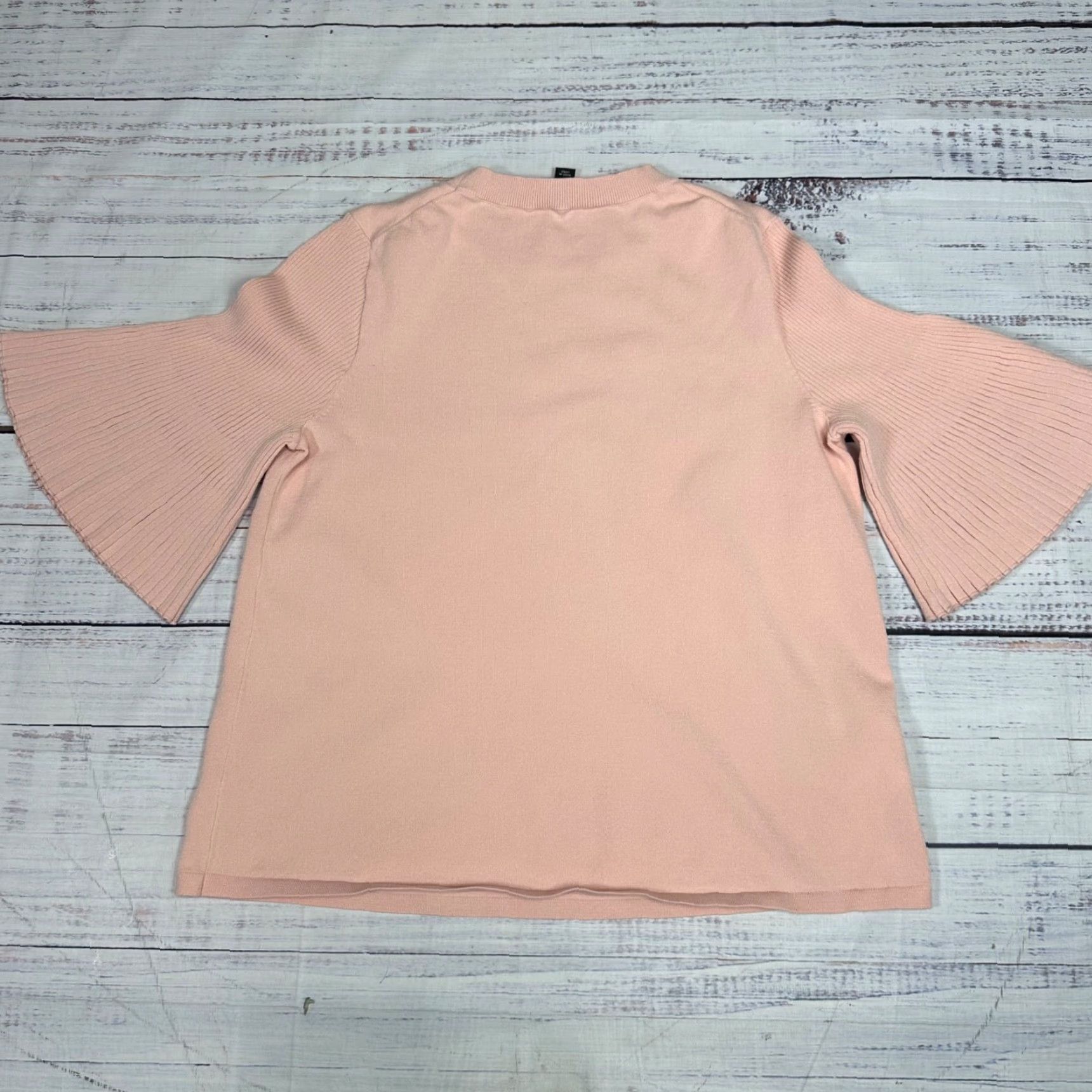 Ann Taylor Ann Taylor Blouse Shinny Knit Pink Bell Sleeve Crew Neck Sz L Womens Size L / US 10 / IT 46 - 4 Thumbnail