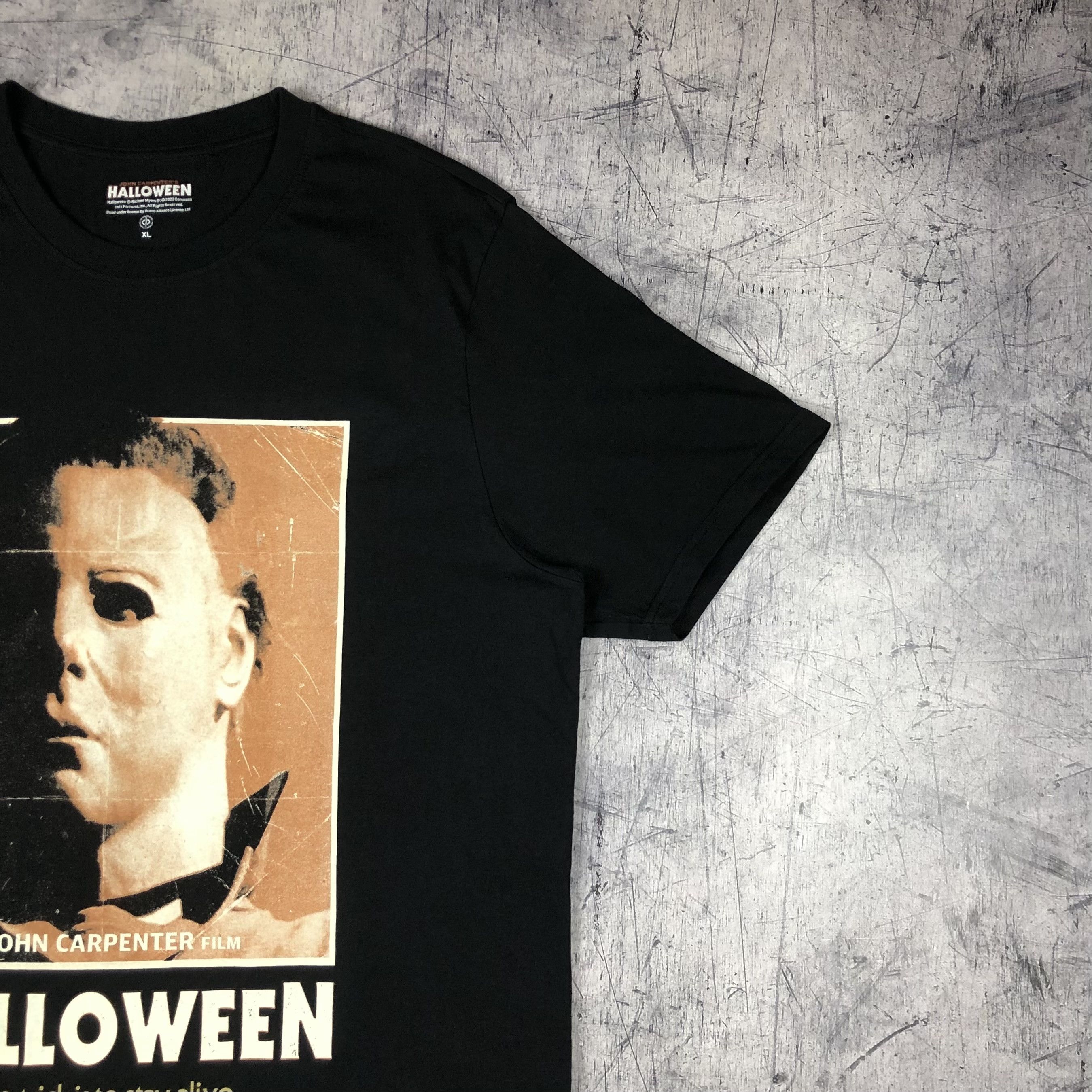 Expert Horror Halloween Scary Horror Movie T-Shirt Size US XL / EU 56 / 4 - 6 Thumbnail