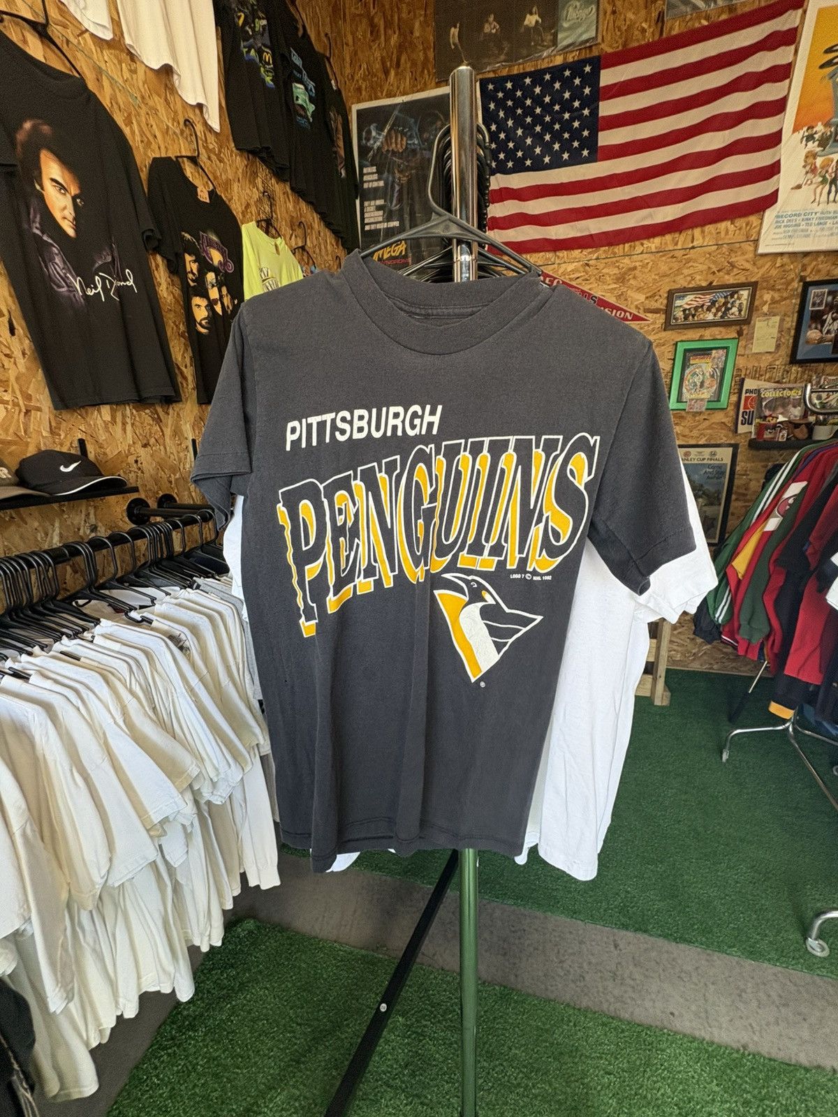 NHL Vintage 1992 Pittsburgh Penguins NHL T-Shirt Size US S / EU 44-46 / 1 - 1 Thumbnail