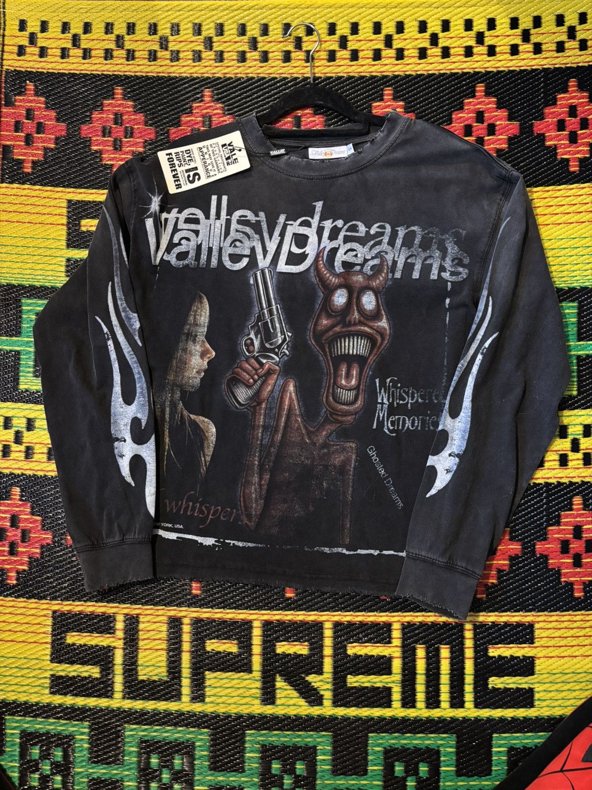 Vale VALE FOREVER PSYCHOPATH LONG SLEEVE IN SIZE XL ( BRAND NEW