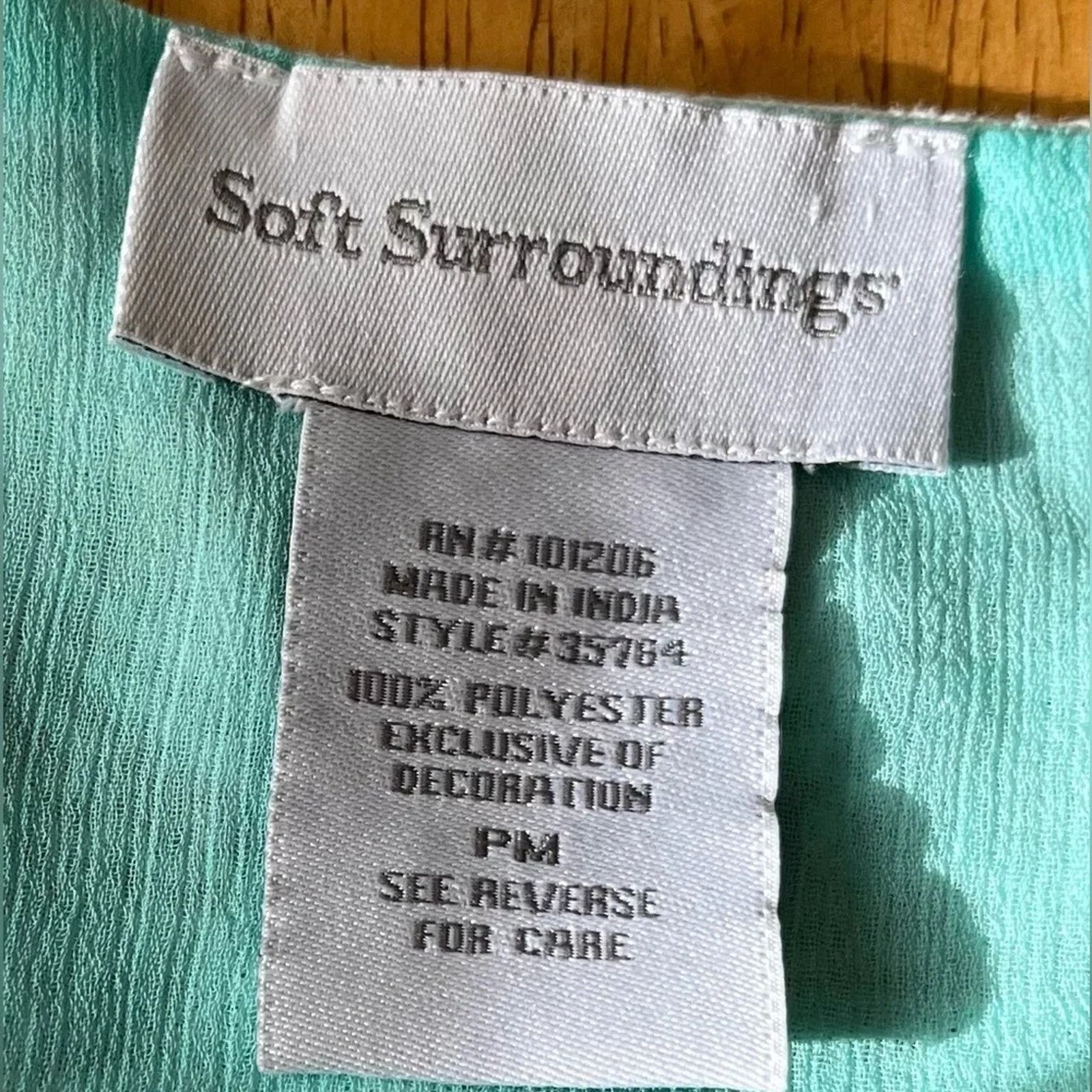 The Unbranded Brand Soft Surroundings mint green embroidered top, size Medium Size M / US 6-8 / IT 42-44 - 5 Thumbnail