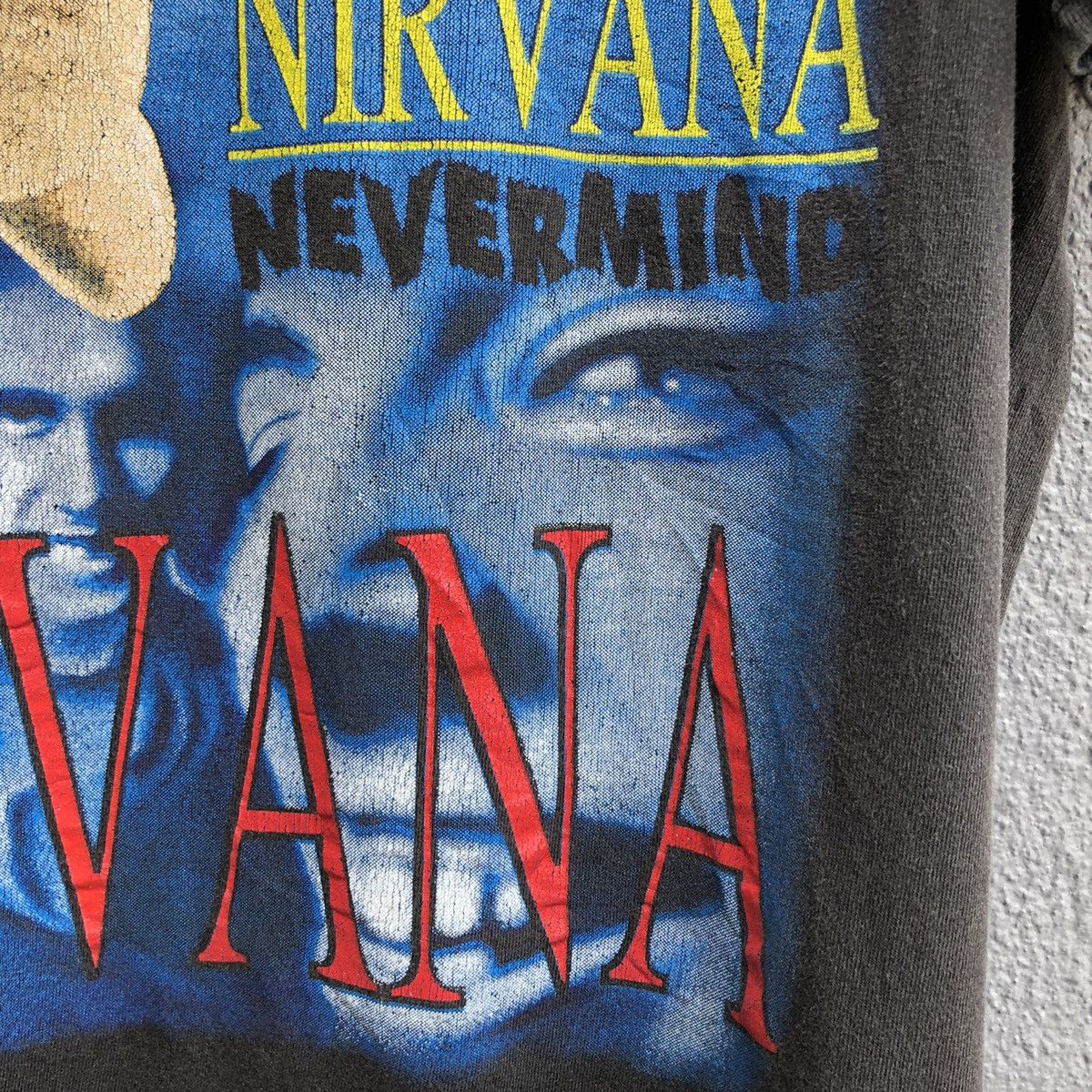 Band Tees 💢Rare💢 Vintage 90s Faded NIRVANA NEVERMIND Bootleg Tshirt Size US XL / EU 56 / 4 - 11 Thumbnail