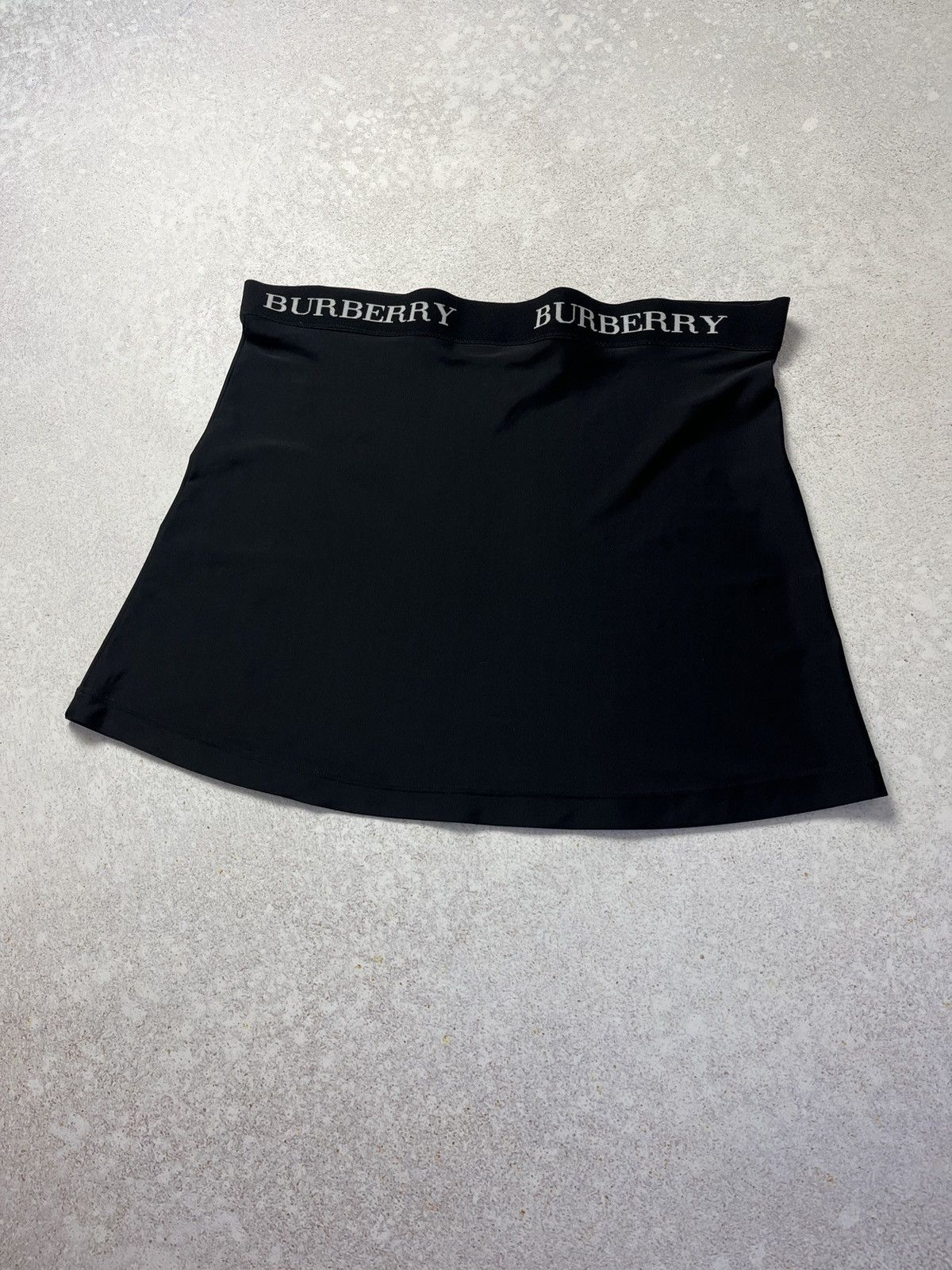 Burberry Burberry Black Mini Elastic Skirt Size 30" / US 8 / IT 44 - 3 Thumbnail