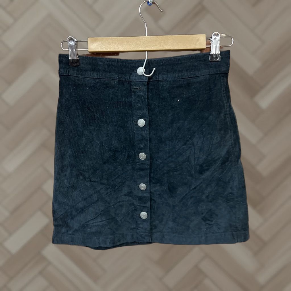 J.Crew J. Crew Corduroy Mini Skirt Black Cord Preppy 24 Skirt Womens Mini Short Preppy 1990s? Size 42" / US 20 - 1 Thumbnail