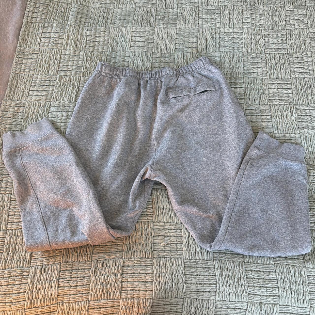 Nike Nike Men's Grey Joggers-tracksuits Size US 32 / EU 48 - 4 Thumbnail