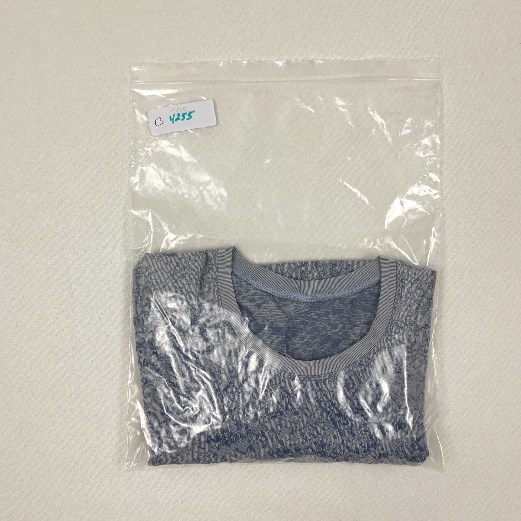 Lululemon Lululemon Swiftly Breathe Shirt Womens 8 Gray Floral Fauna Active Gym Running Yoga T-Shirt Short Sleeve Crew Neck Breathable Size M / US 6-8 / IT 42-44 - 7 Thumbnail