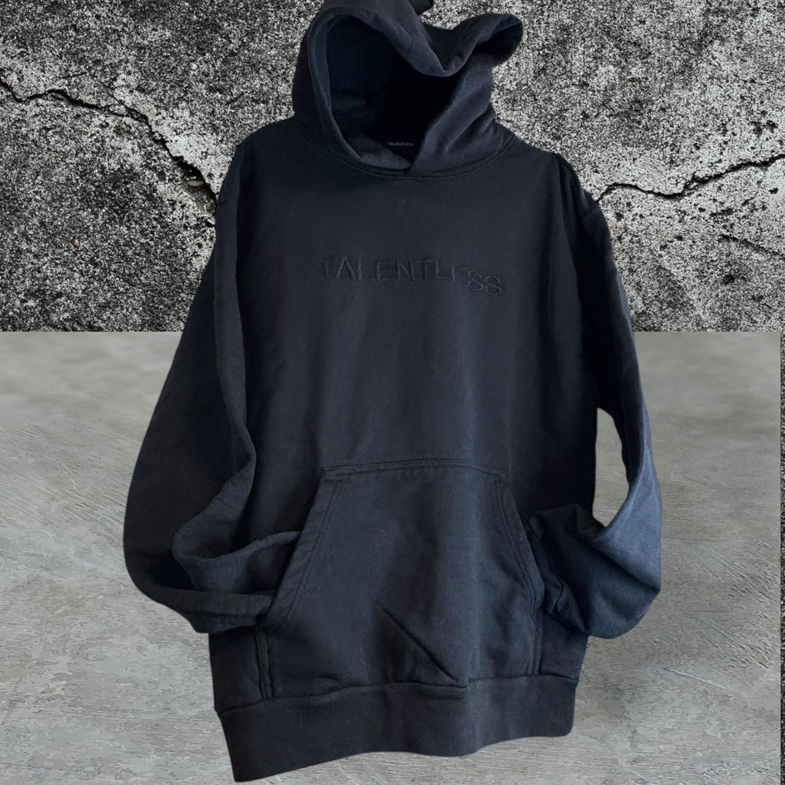 Talentless •NWT• Talentless CIRCLE LOGO Black Sweatshirt Hoodie • Large Size US L / EU 52-54 / 3 - 1 Thumbnail