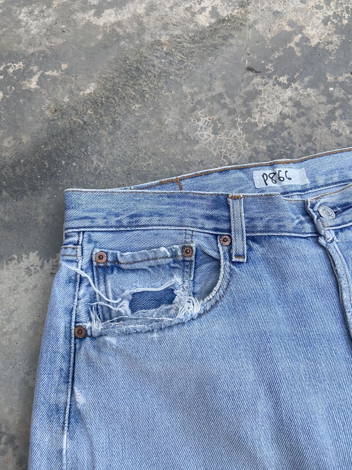 Levi's Vintage Levi’s 501 Distressed Denim Pant Size US 34 / EU 50 - 6 Thumbnail