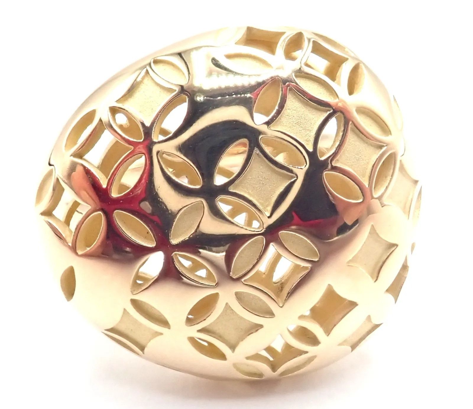 image of Authentic! Louis Vuitton Monogram 18K Yellow Gold Large Ring, Women's