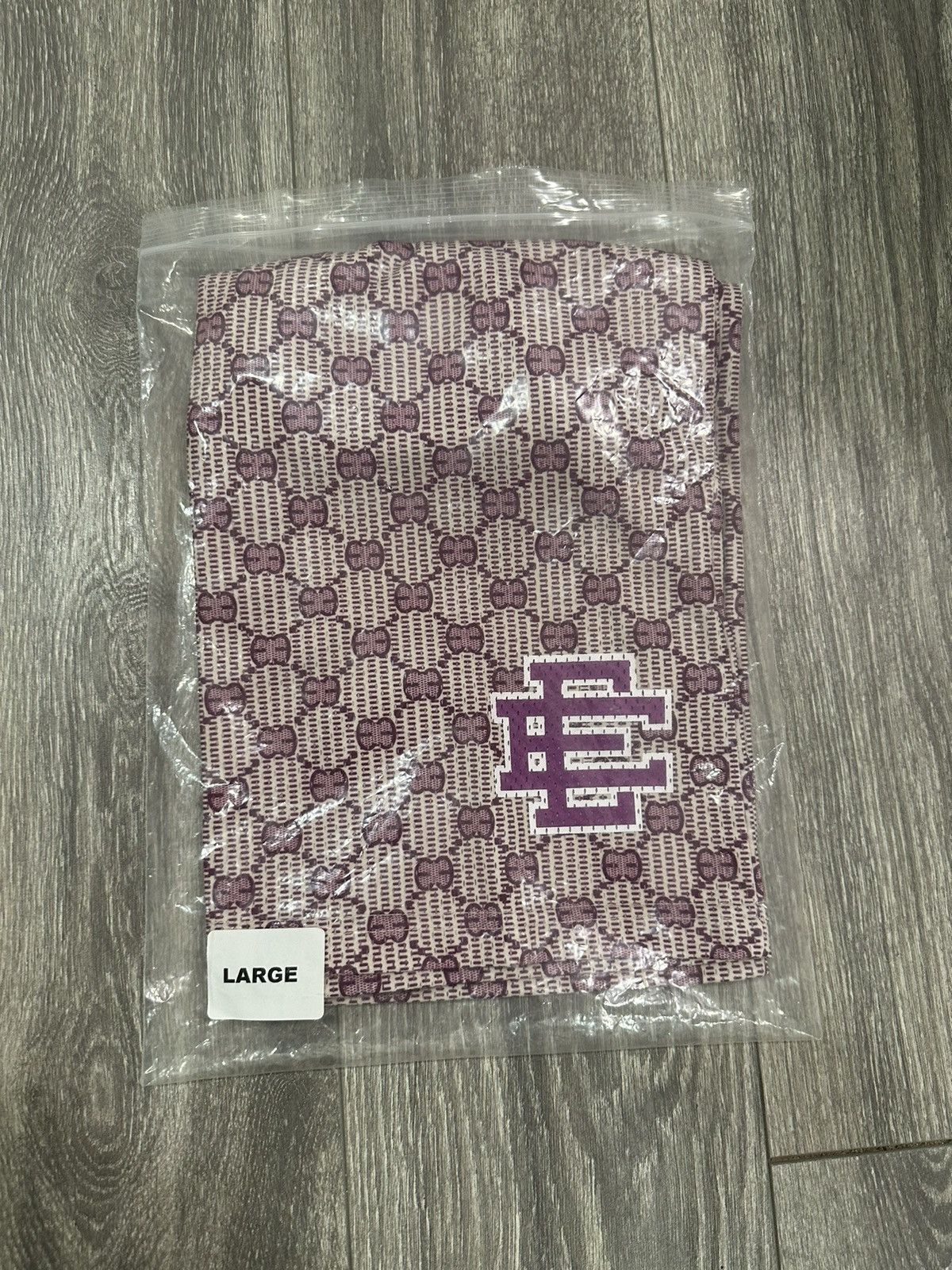 Eric Emanuel Eric Emanuel Purple Gucci Sz Large Size US 34 / EU 50 - 4 Thumbnail