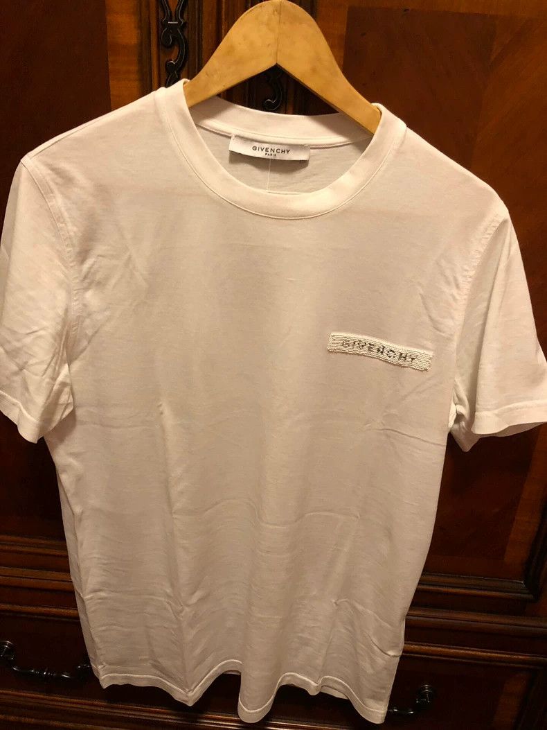 Givenchy Givenchy White short sleeve Size US S / EU 44-46 / 1 - 3 Thumbnail