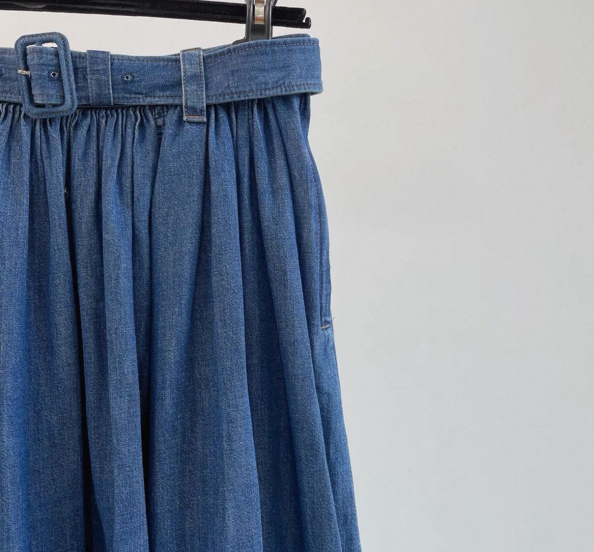 Prada Prada Blue Belted Pleated Denim Skirt-2506 Size 25" / US 0 / IT 36 - 4 Thumbnail