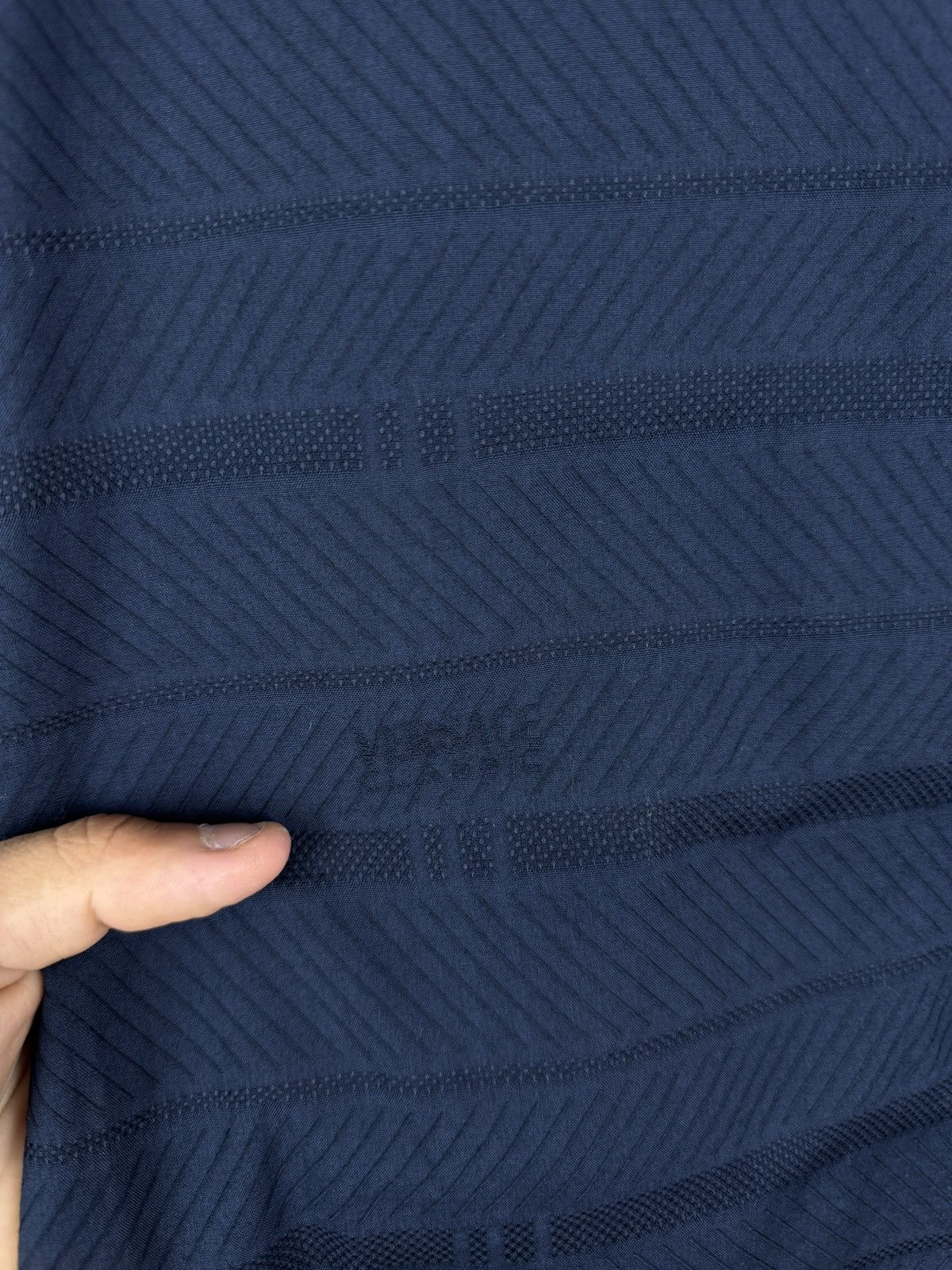 Versace Mens Vintage Versace classic v2 shirts button up luxury Size US M / EU 48-50 / 2 - 5 Thumbnail