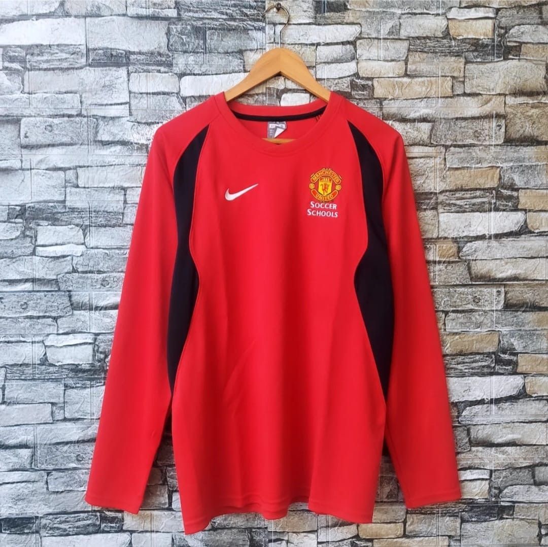 Nike Nike Manchester United Soccer Schools Long Sleeve Jersey Size US S / EU 44-46 / 1 - 1 Thumbnail