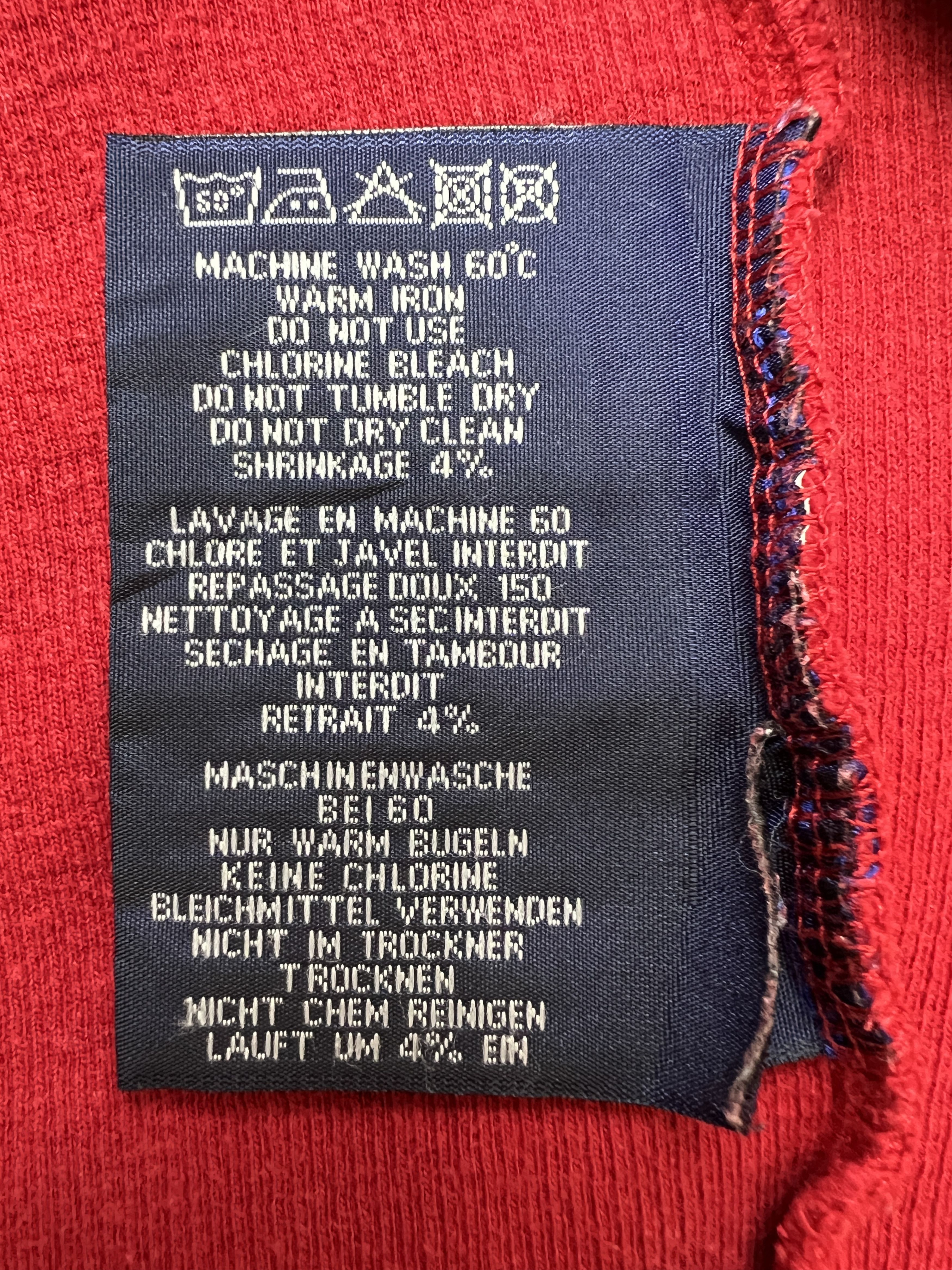 Gant × Vintage Vintage GANT V-Neck Cotton Sweater Red – 2000s – Size L Size US L / EU 52-54 / 3 - 16 Thumbnail
