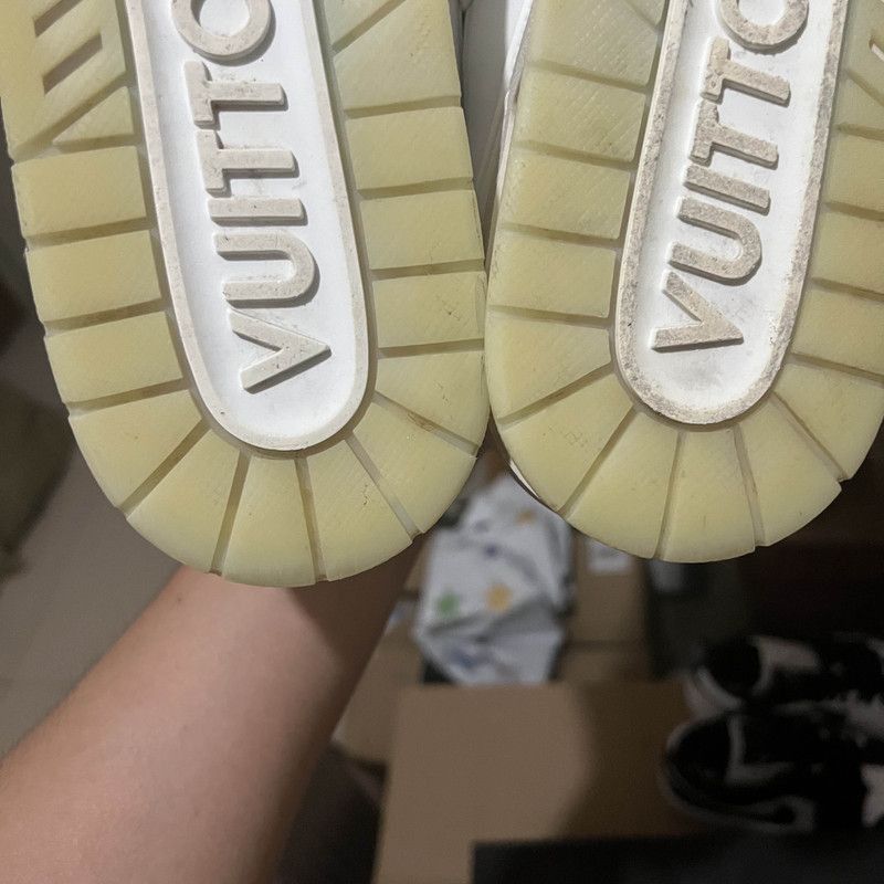 Louis Vuitton Louis Vuitton Trainer Low Top Fashion Sneakers - Size US 10.5 / EU 43-44 - 8 Thumbnail